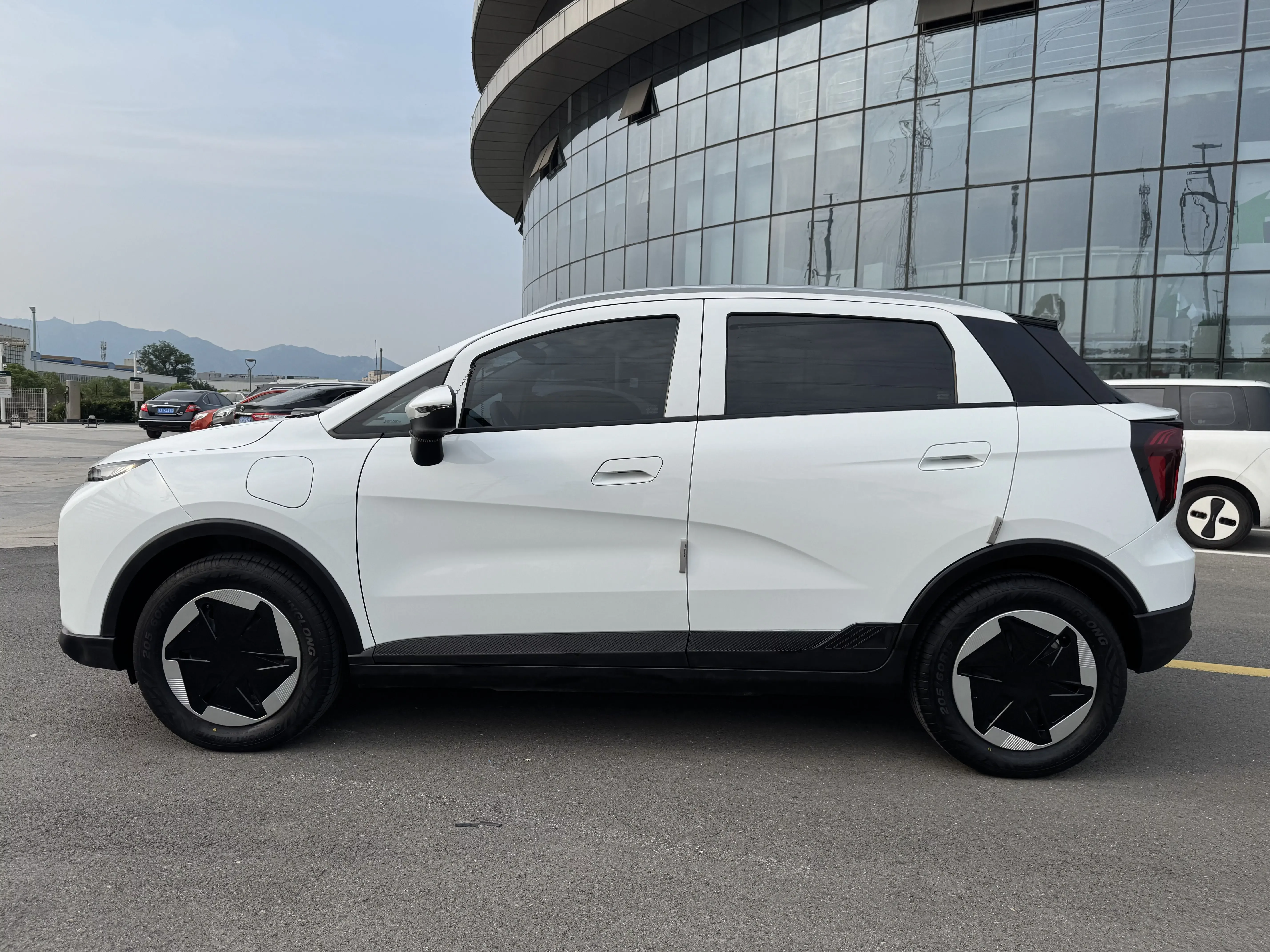 Geely Geometry E Firefly