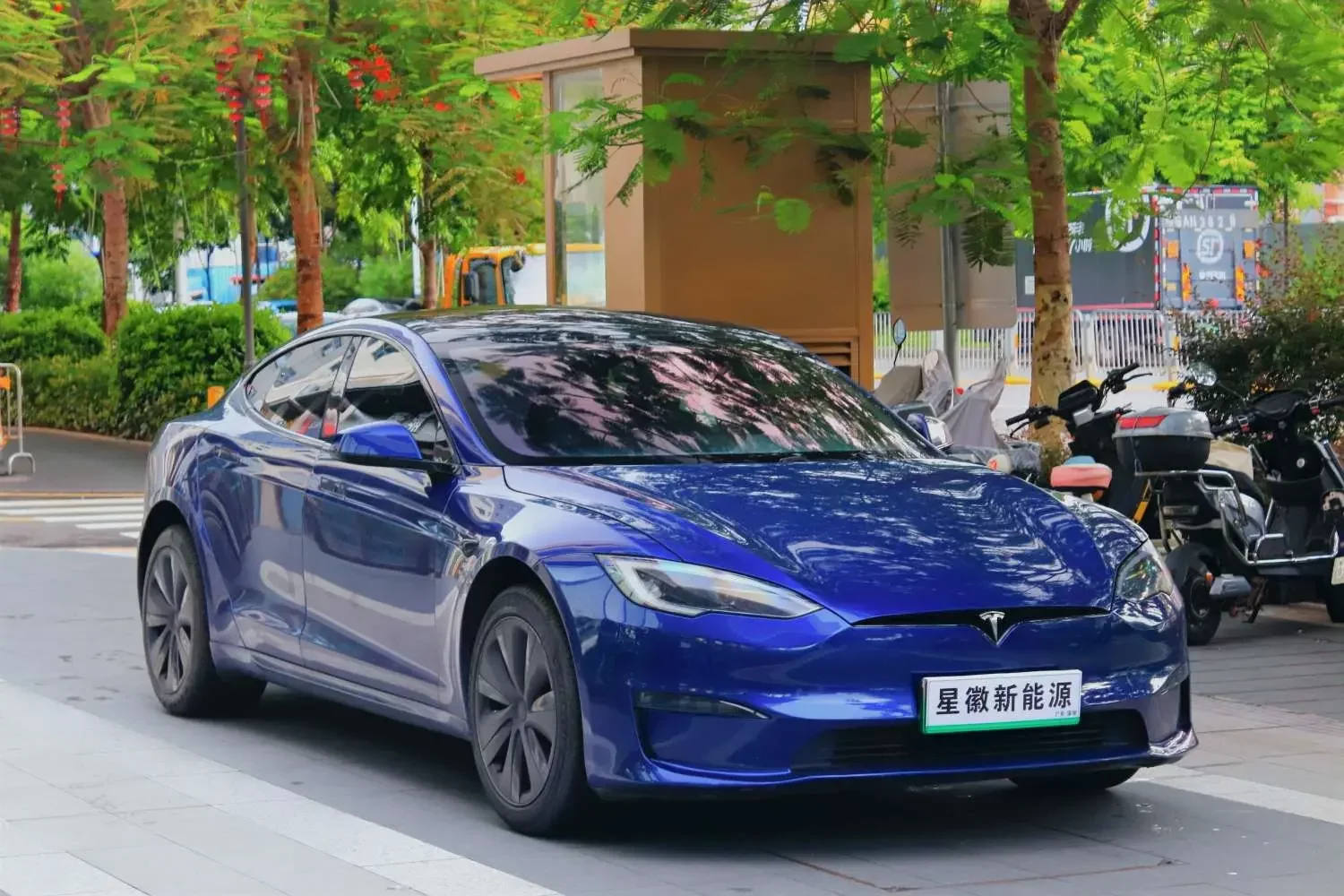 Tesla Model S