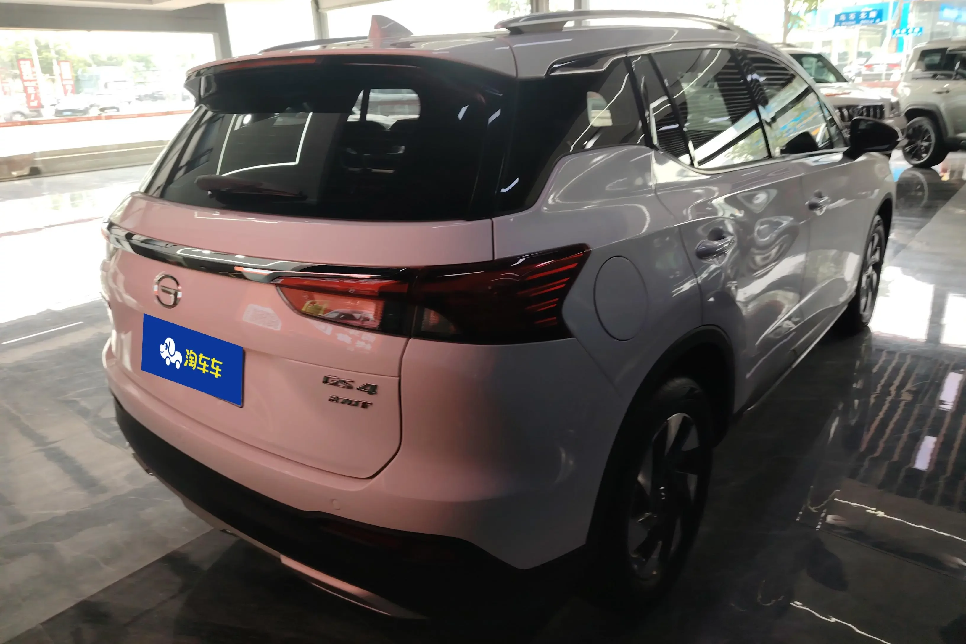 GAC Trumpchi GS4