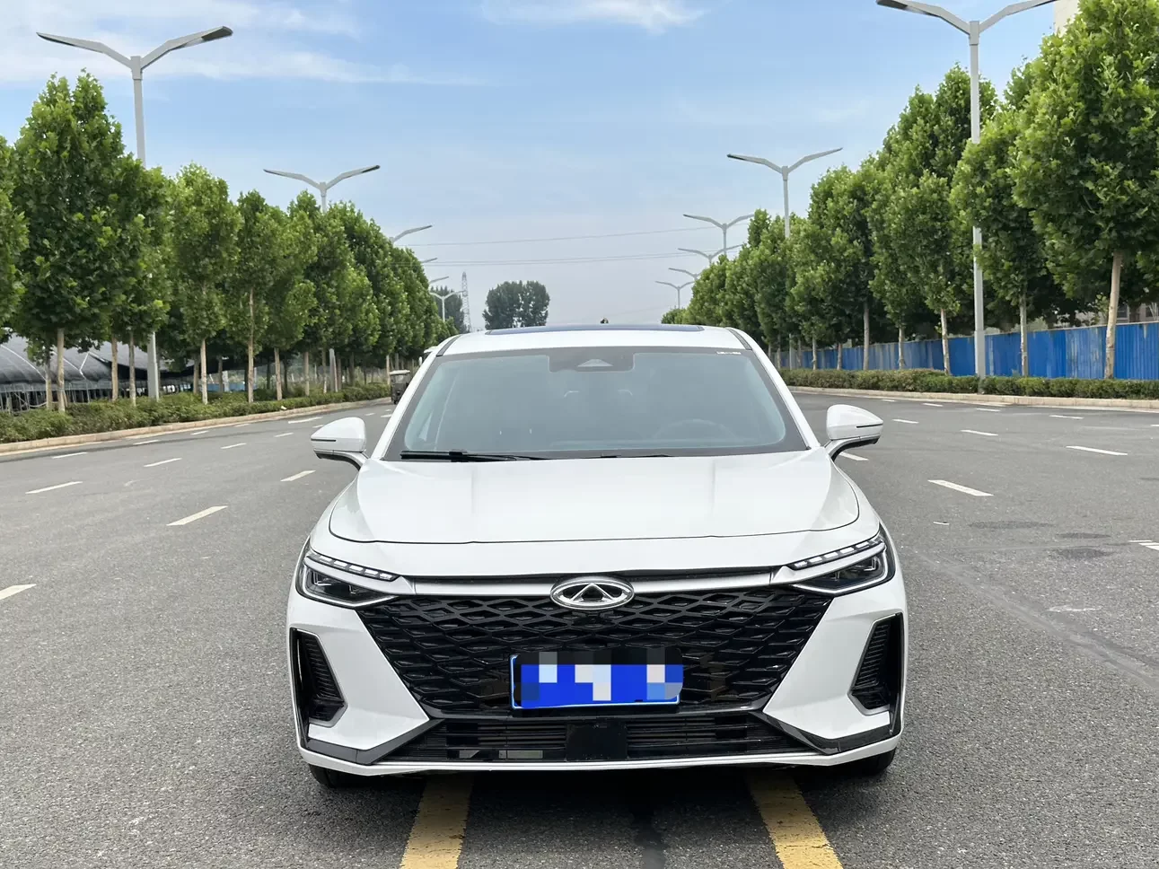 Chery Arrizo 8