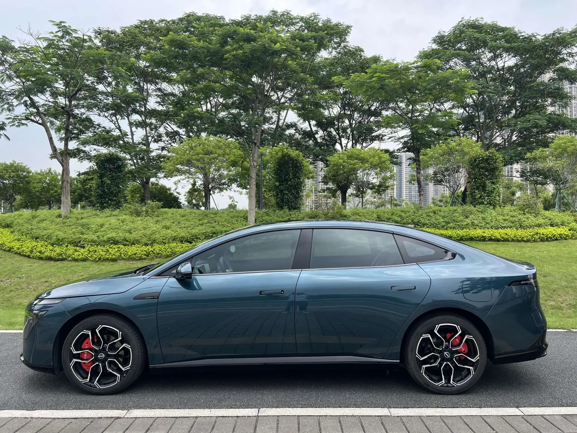 Nissan N7