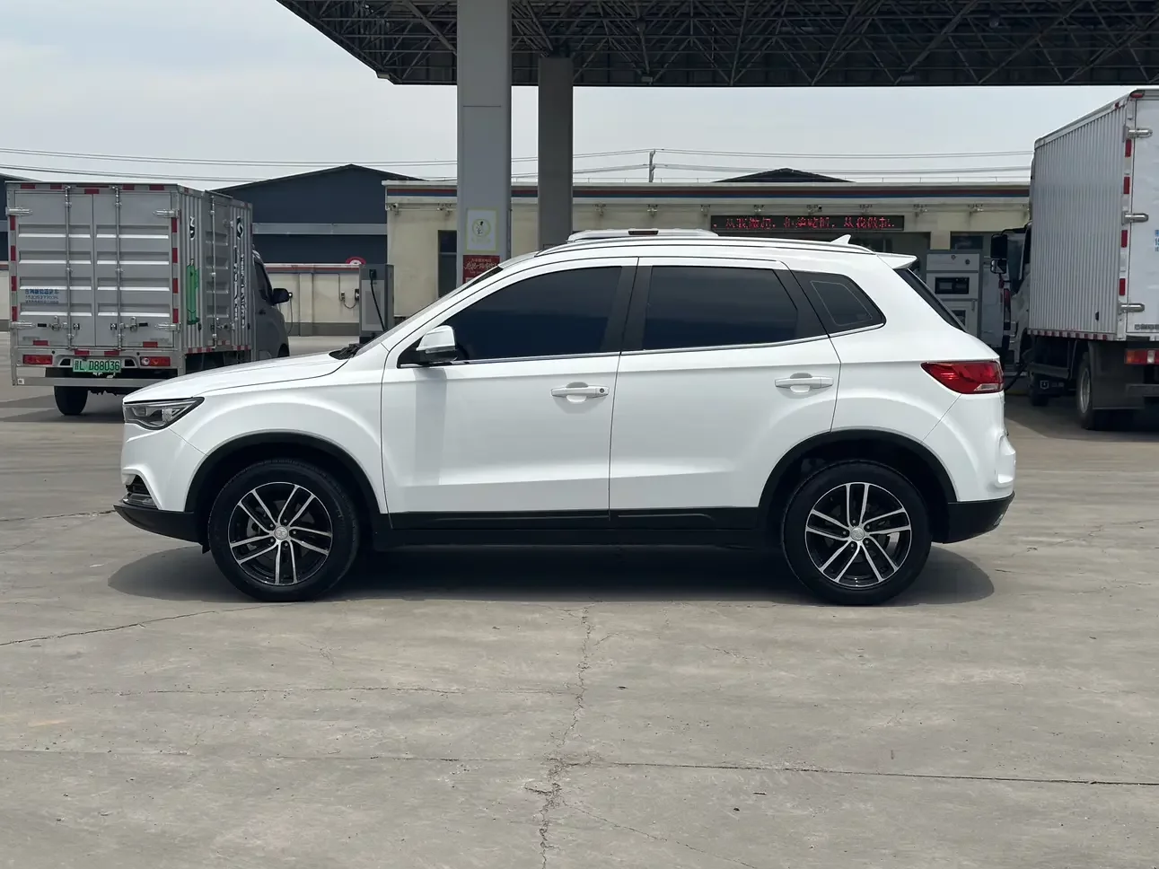 FAW Bestune X40