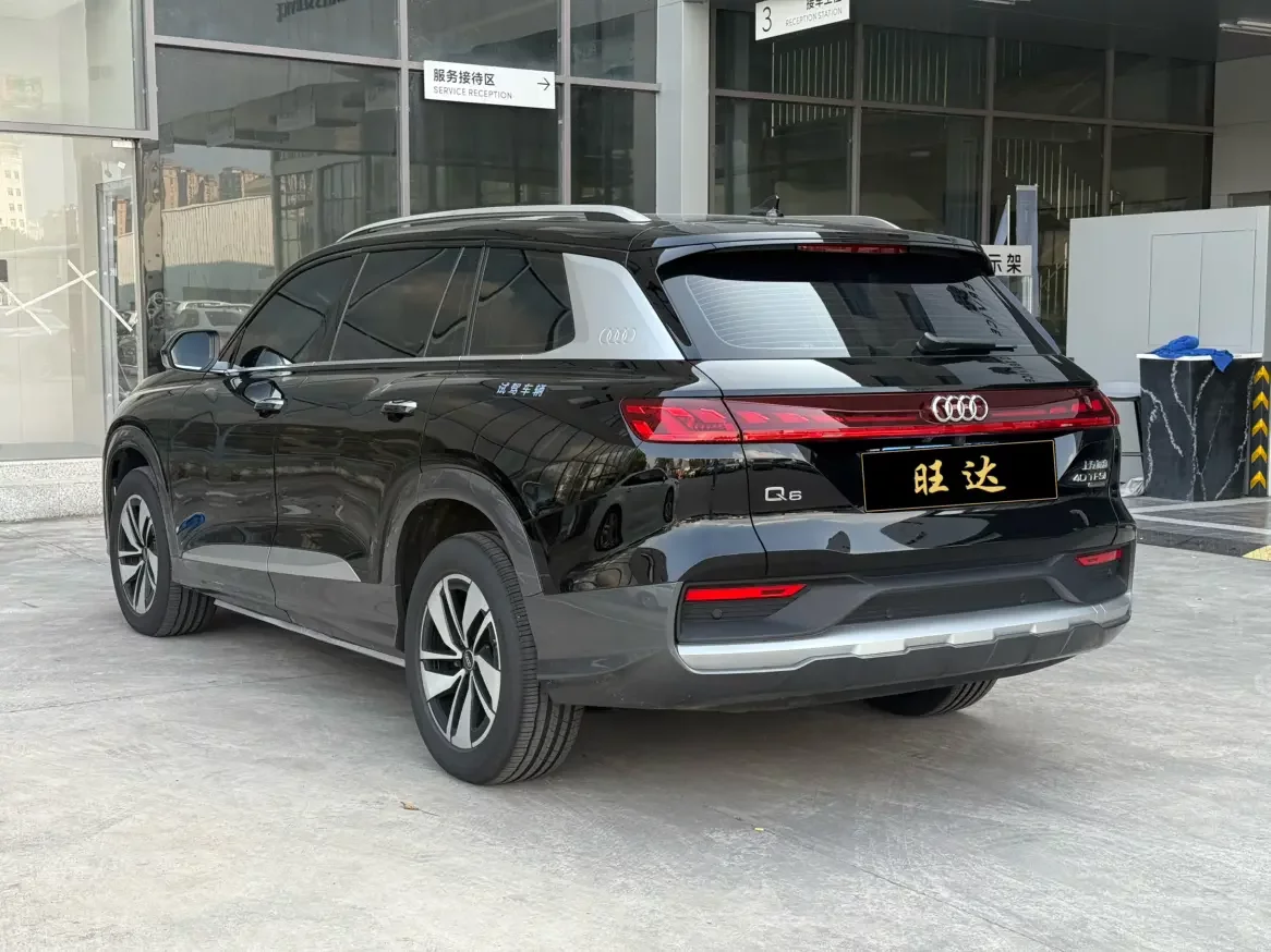 Audi Q6