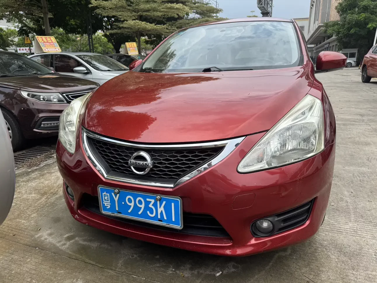 Nissan Tiida