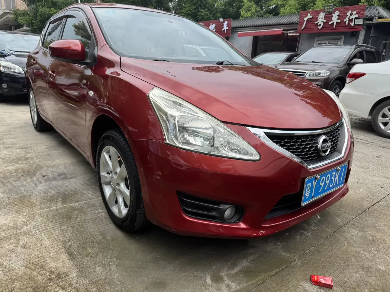 Nissan Tiida