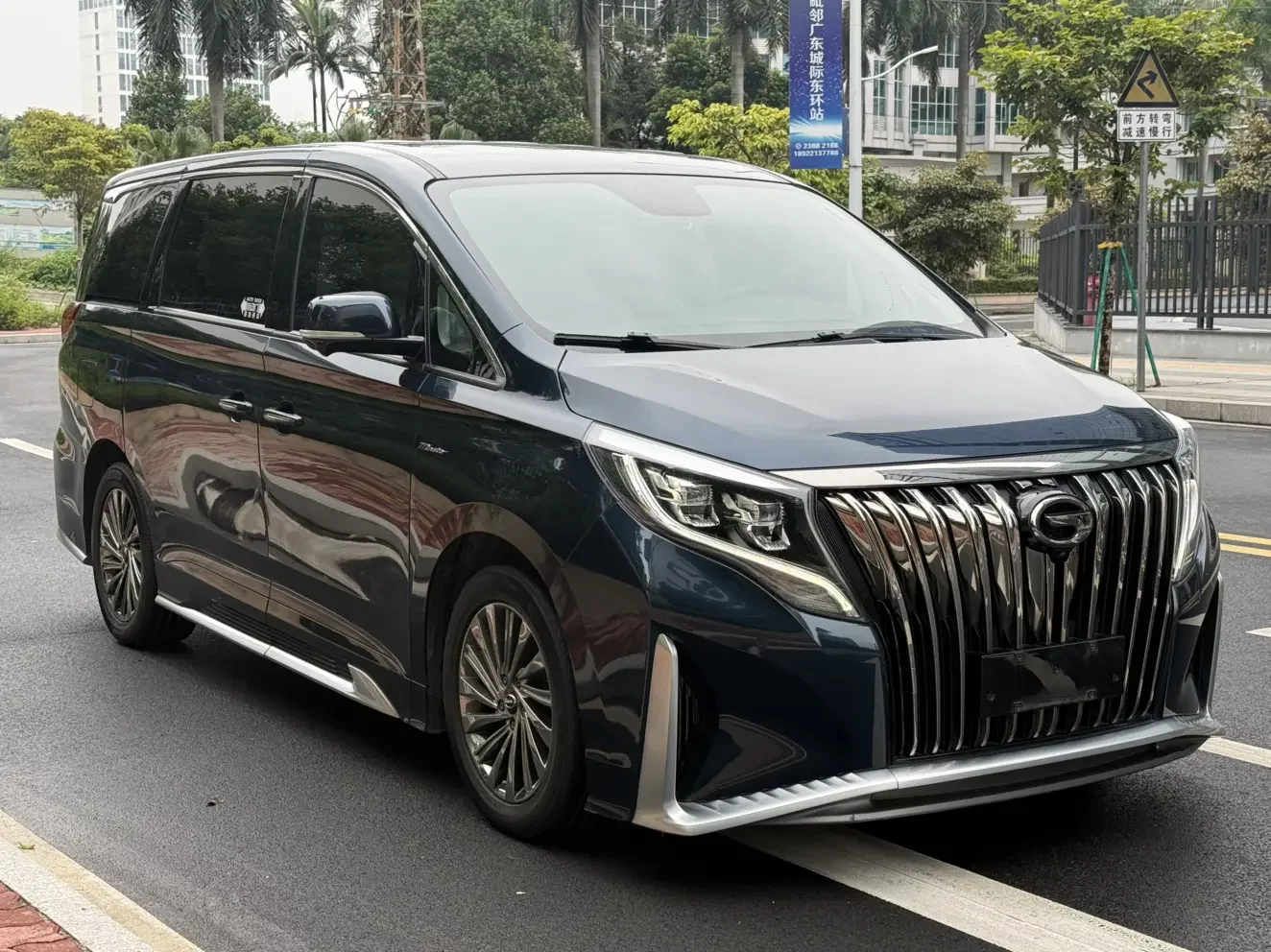 GAC Trumpchi M8