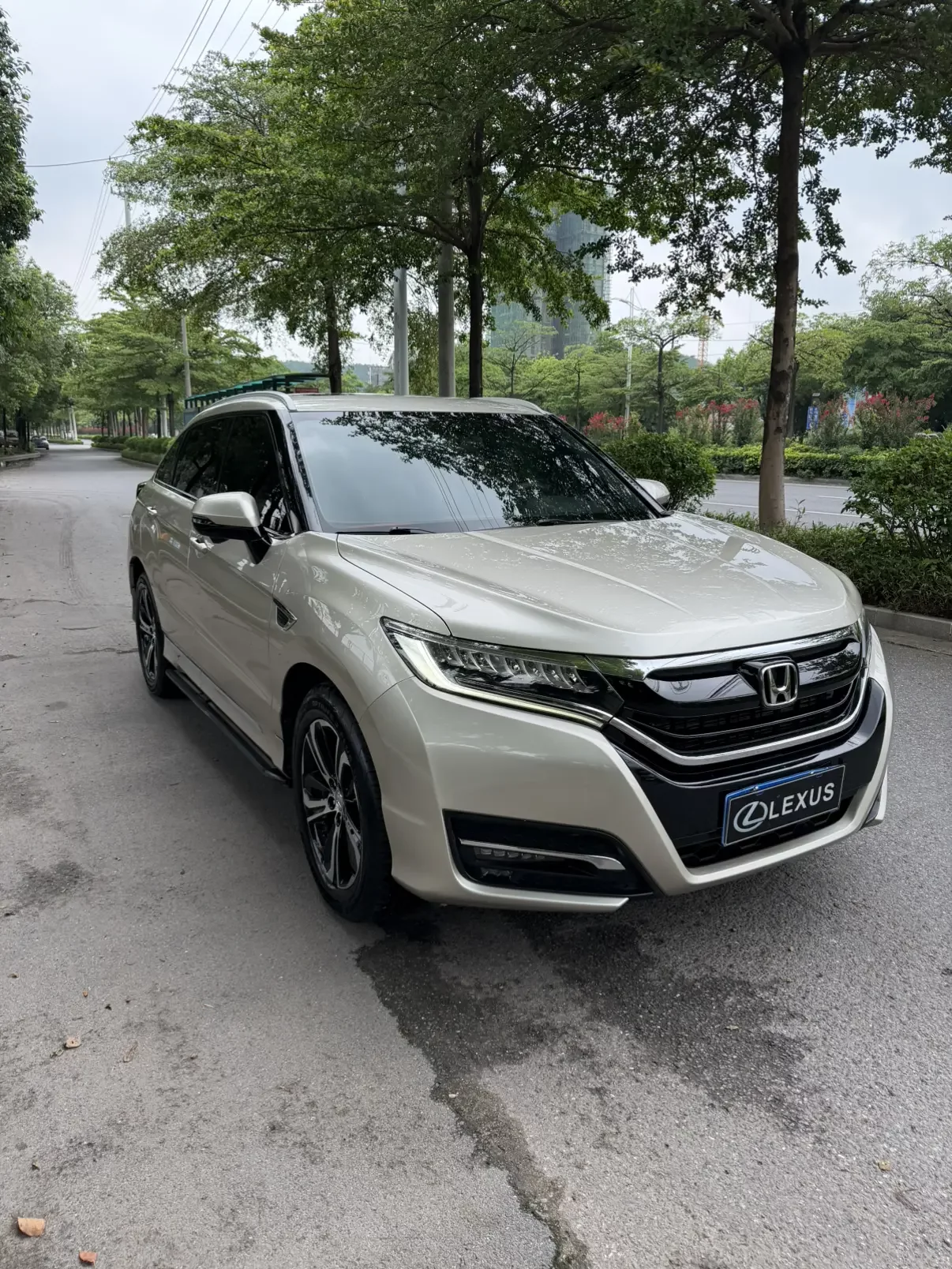 Honda UR-V