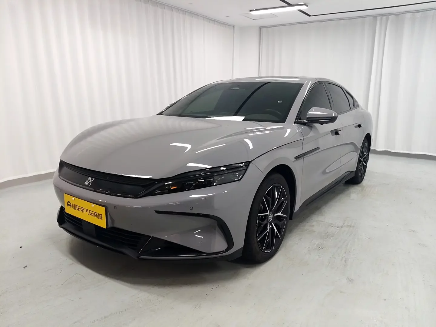 BYD Han EV