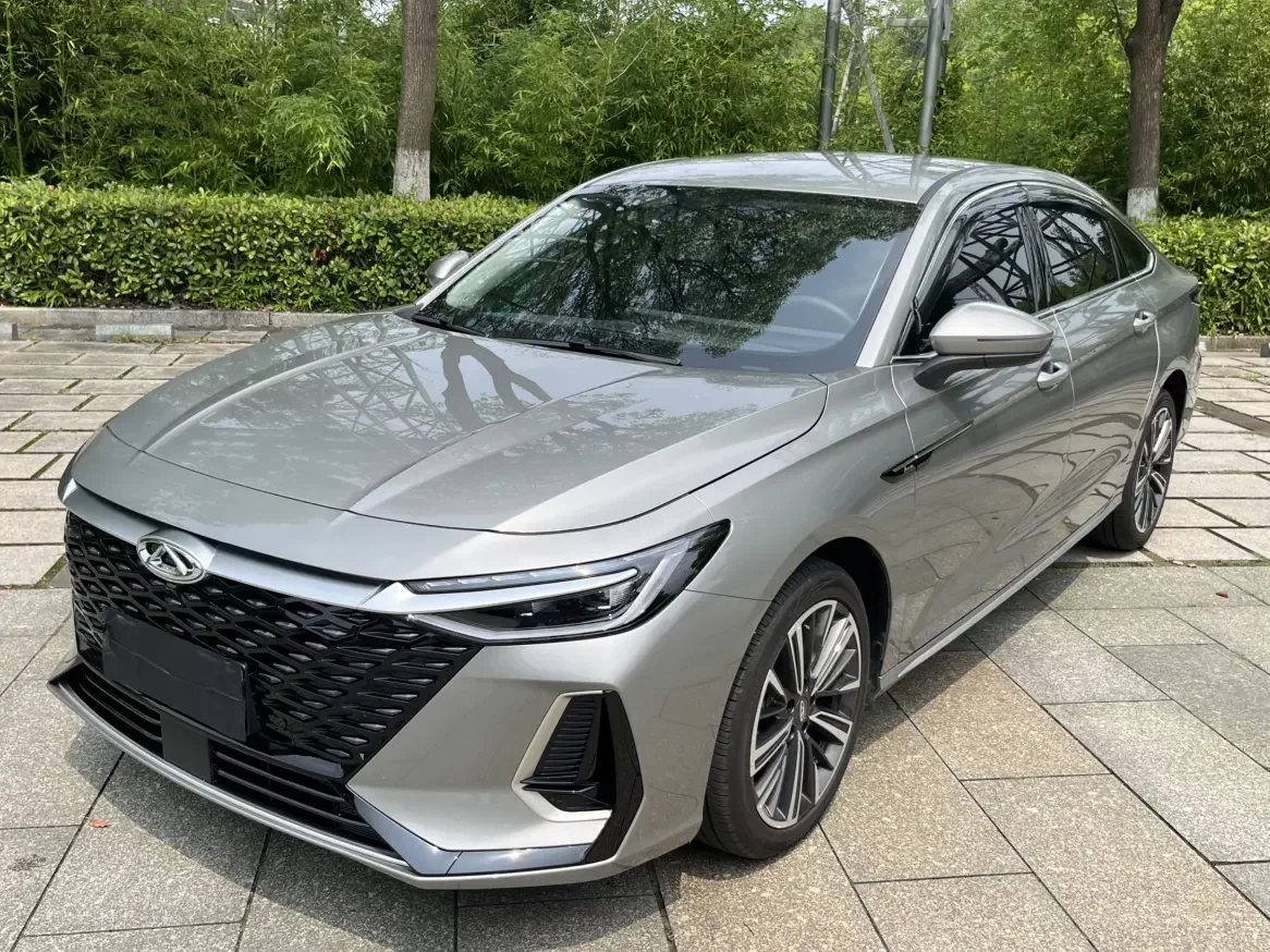 Chery Arrizo 8