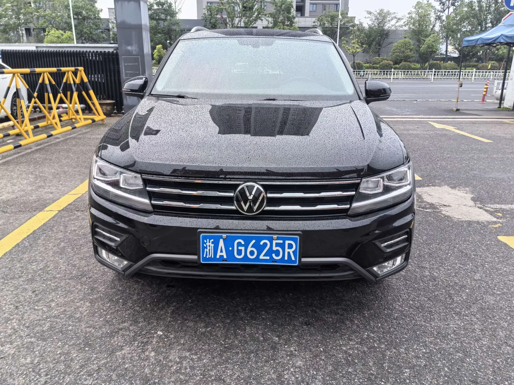 Volkswagen Tiguan L