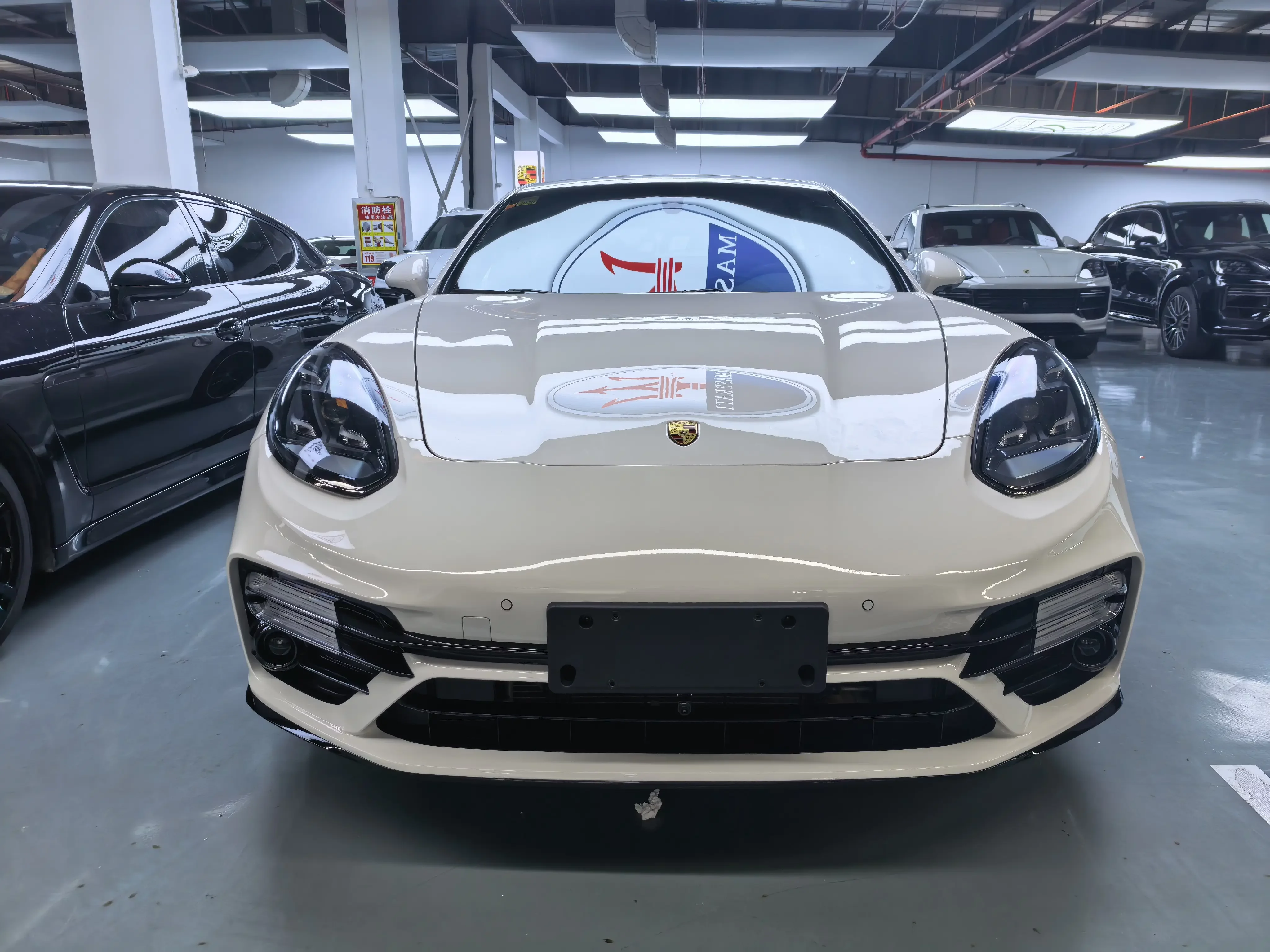 Porsche Panamera  из Китая