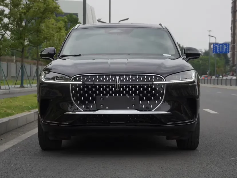 Lincoln adventurer