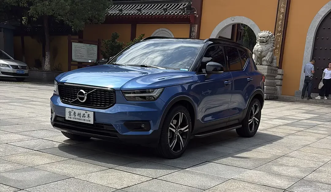 Volvo XC40