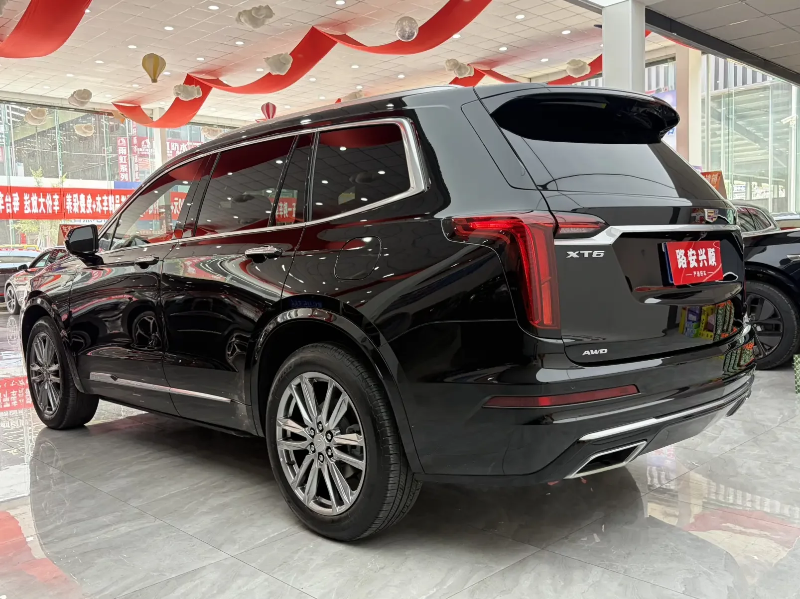 Cadillac XT6