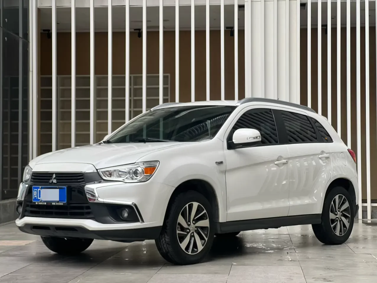 Mitsubishi Jinxuan ASX  из Китая