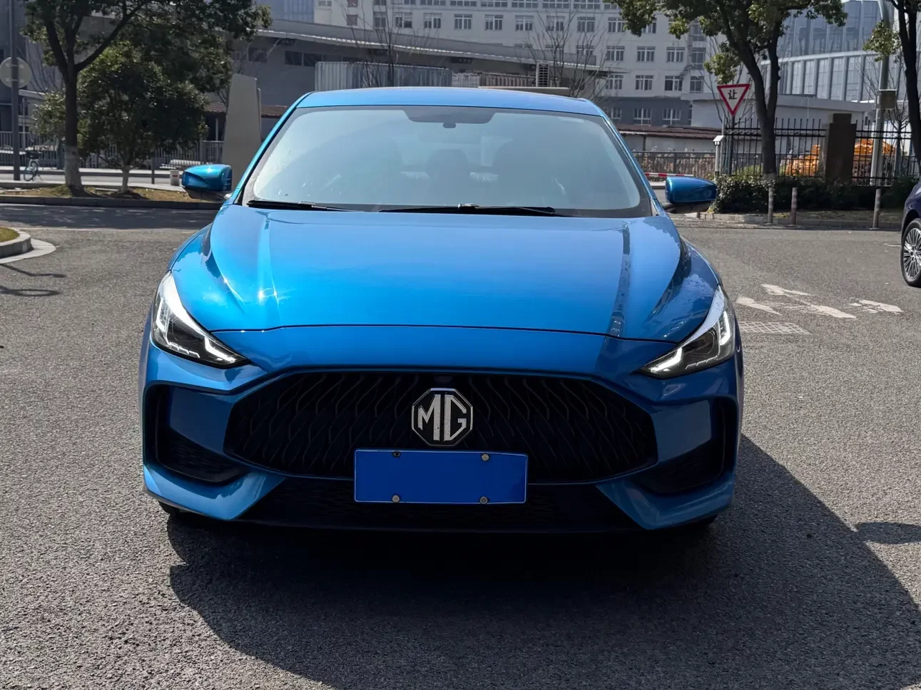 MG 5