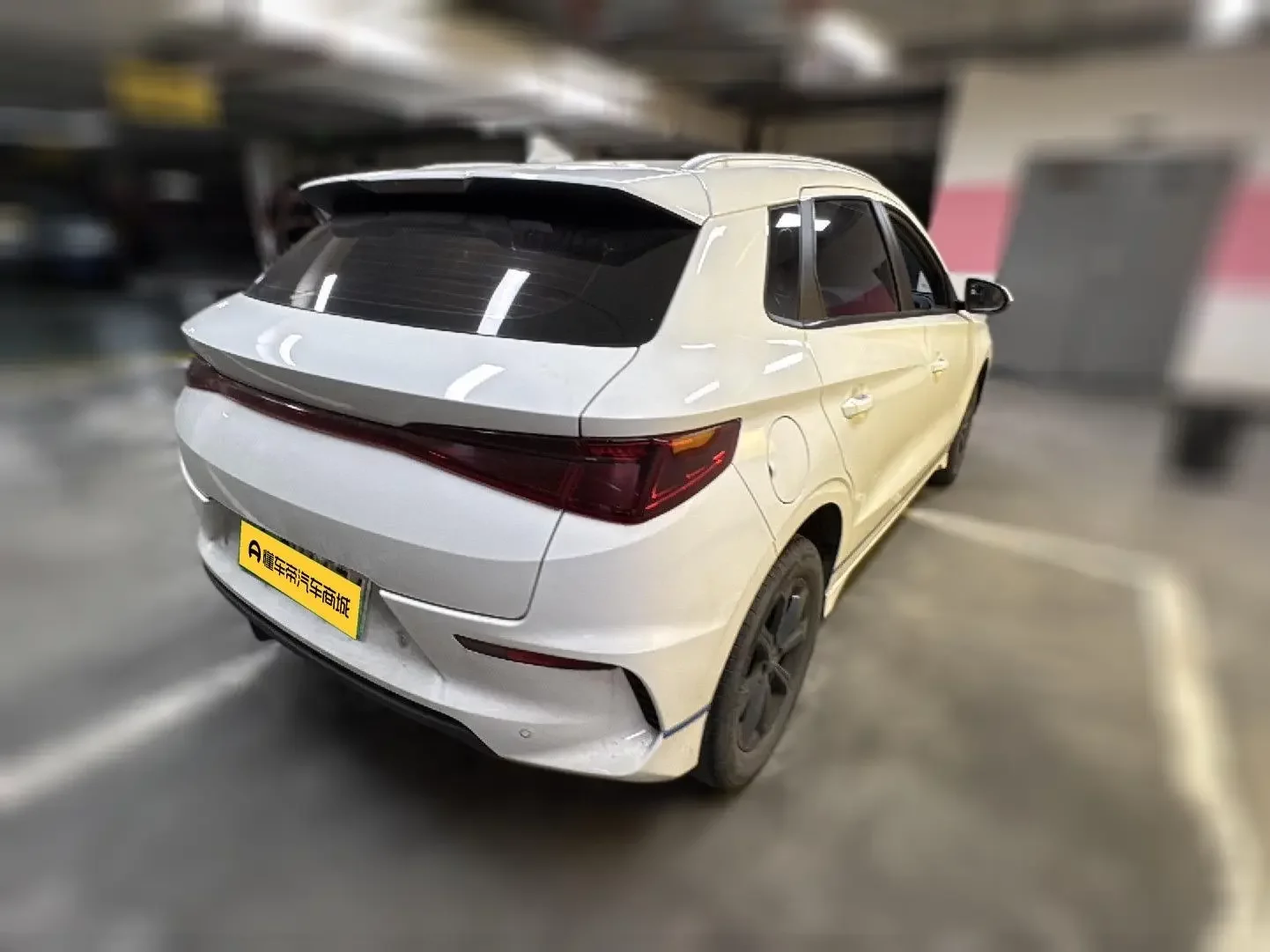 BYD e2