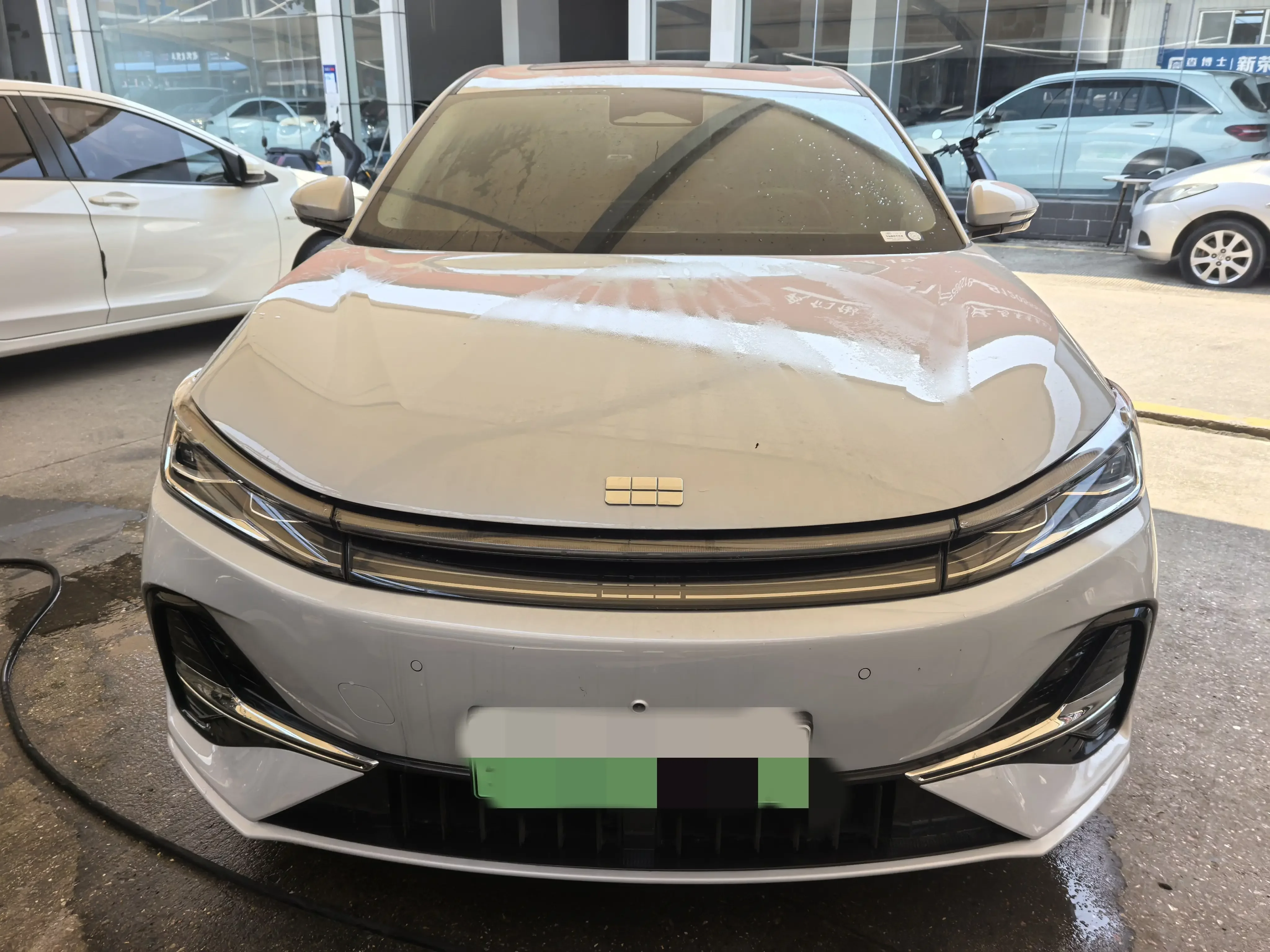 Geely Galaxy A7 EM
