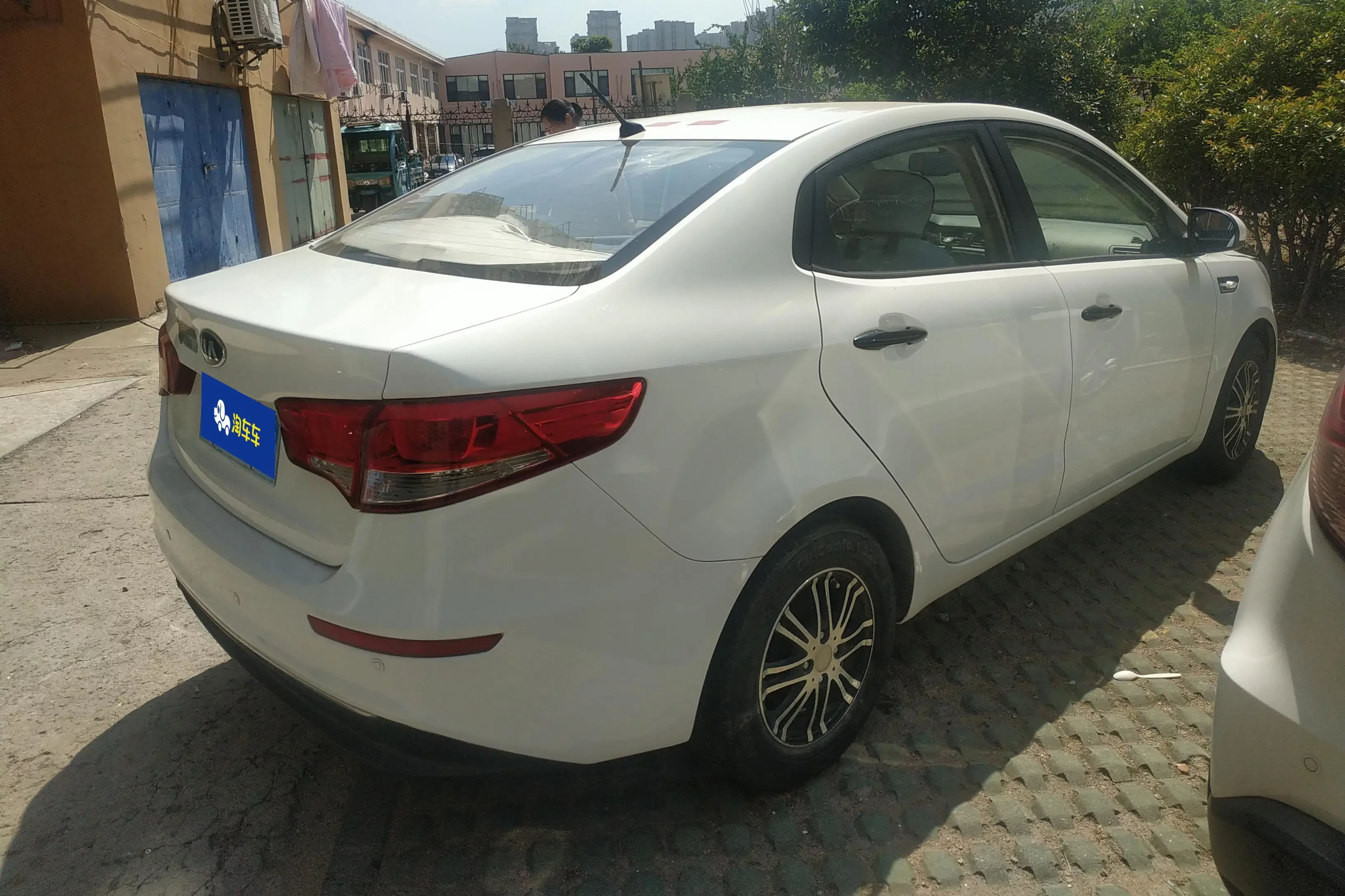 Kia K2