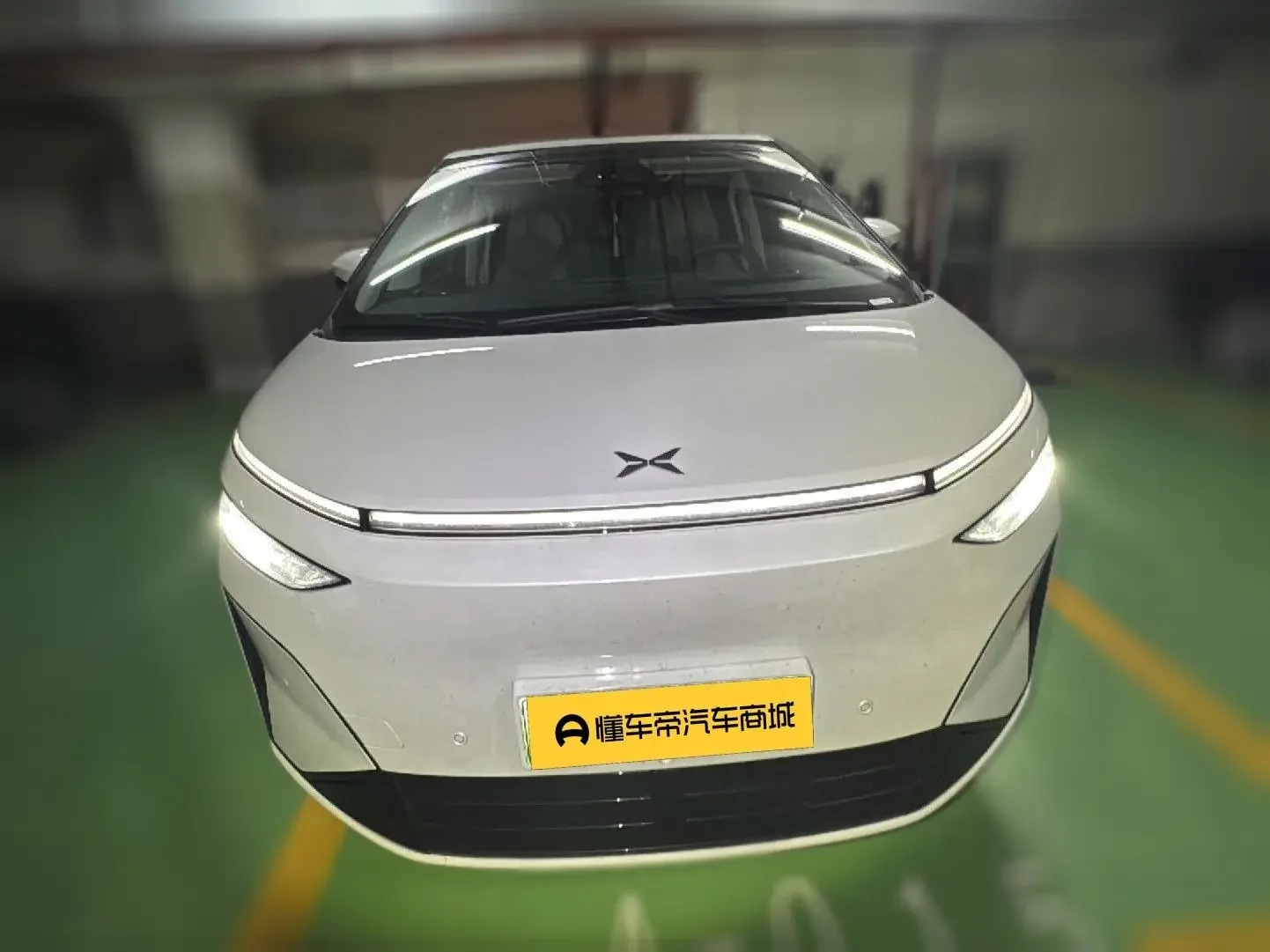 Xpeng X9