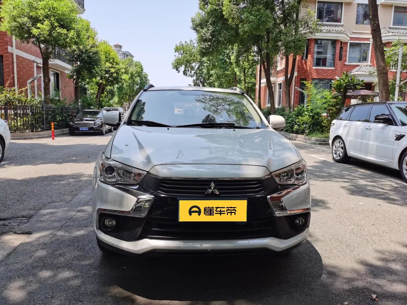 Mitsubishi Jinxuan ASX  из Китая