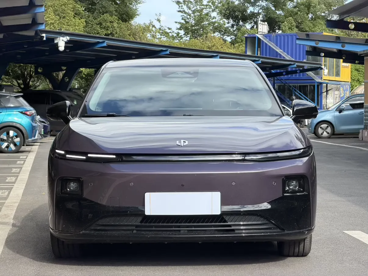 Leapmotor Leap running B01