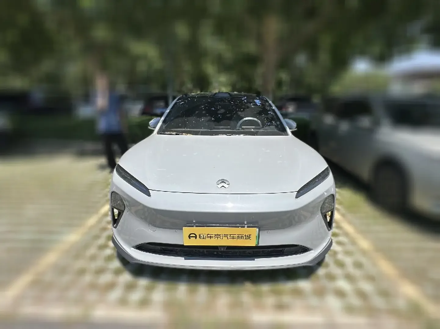NIO ET5