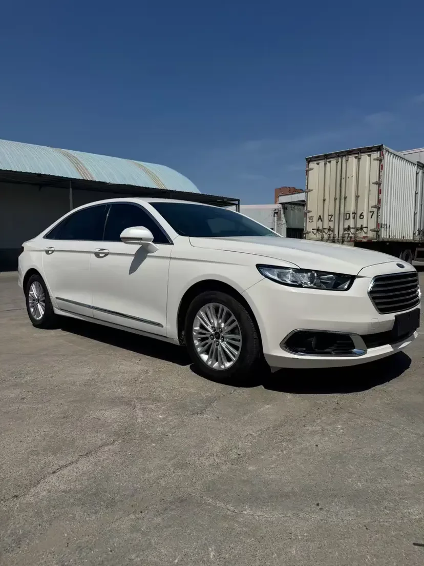 Ford Taurus