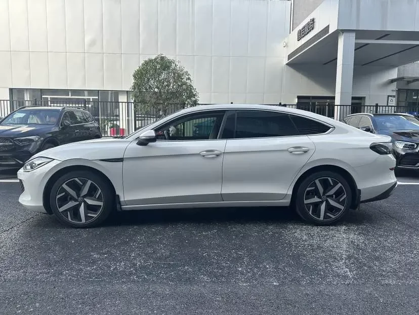 Volkswagen Lamando