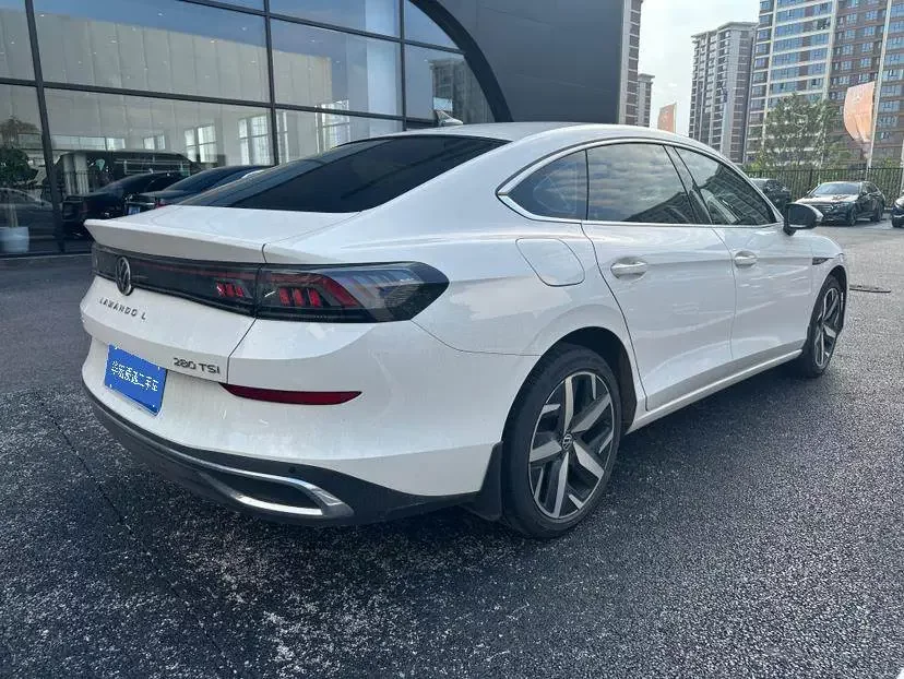 Volkswagen Lamando