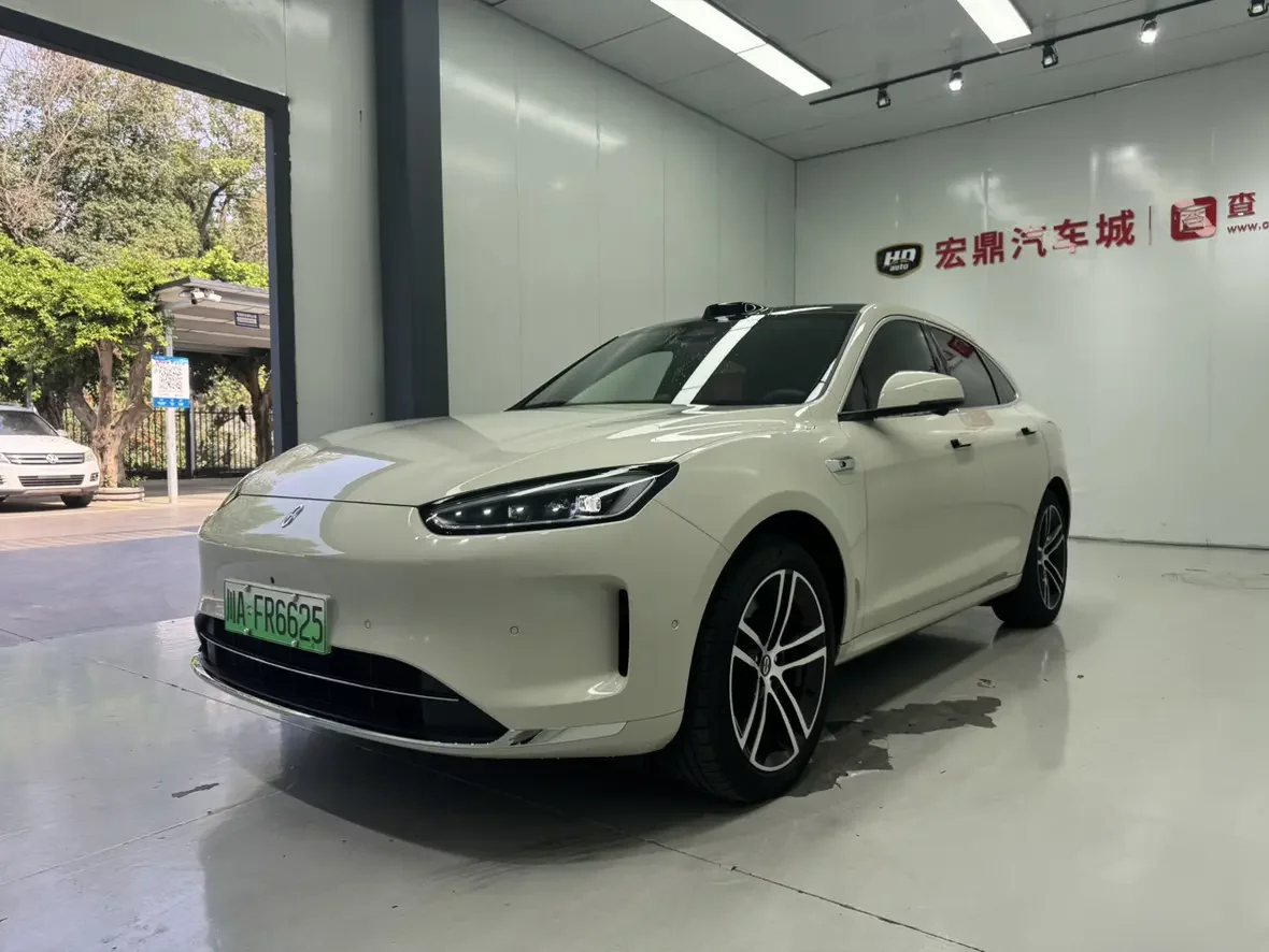 AITO M5