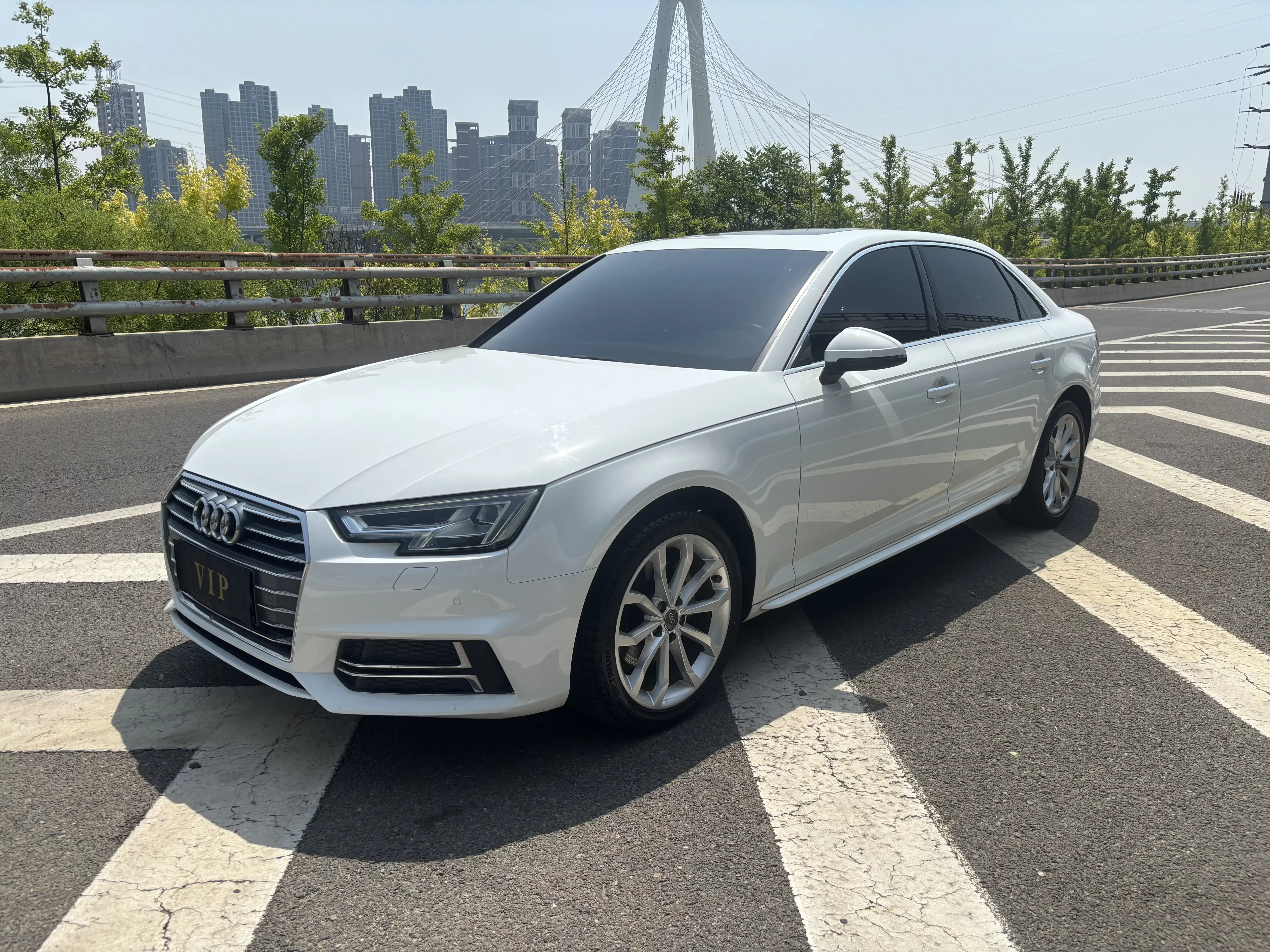 Audi A4L