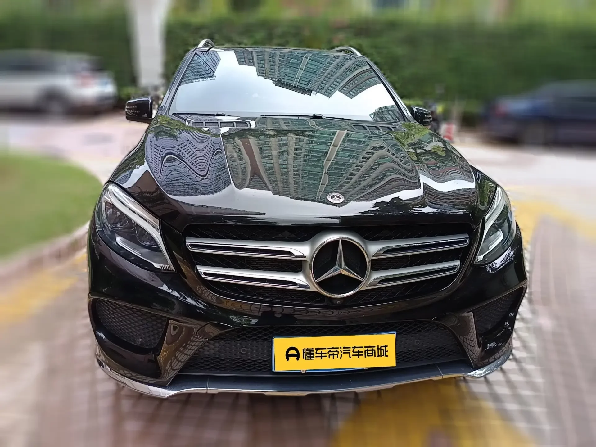 Mercedes-Benz GLE (Imported)