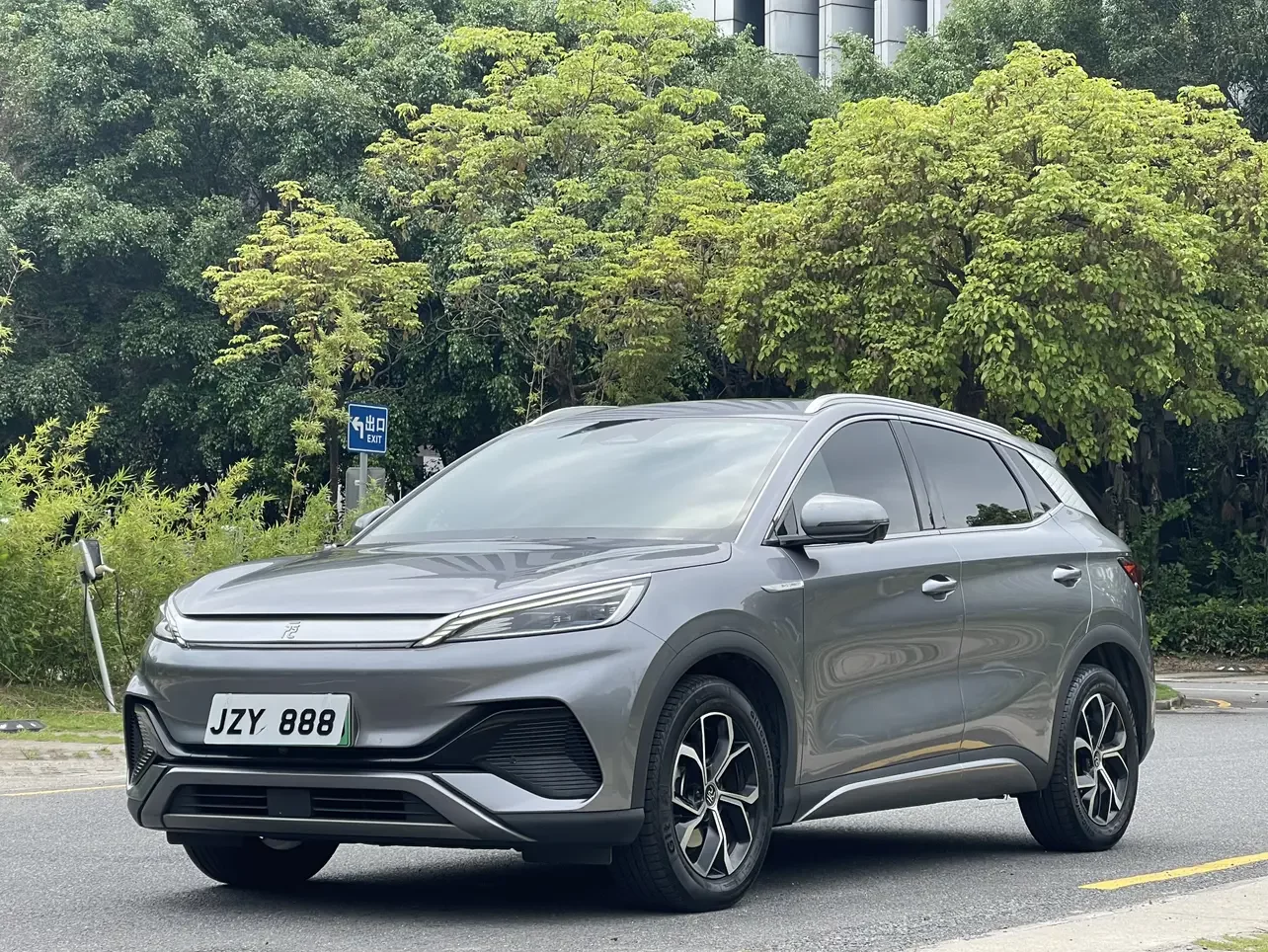 BYD Yuan PLUS
