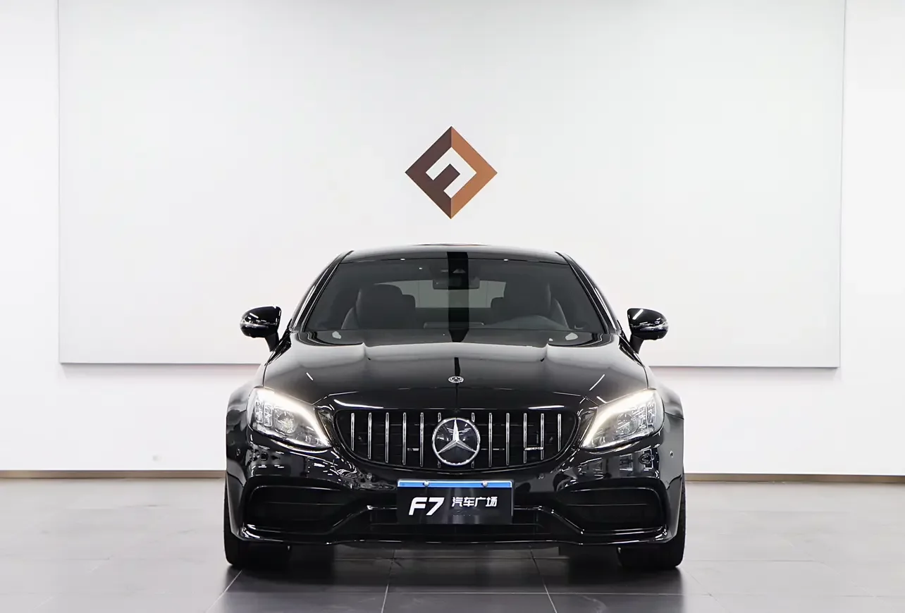 Mercedes-Benz C-Class AMG  из Китая