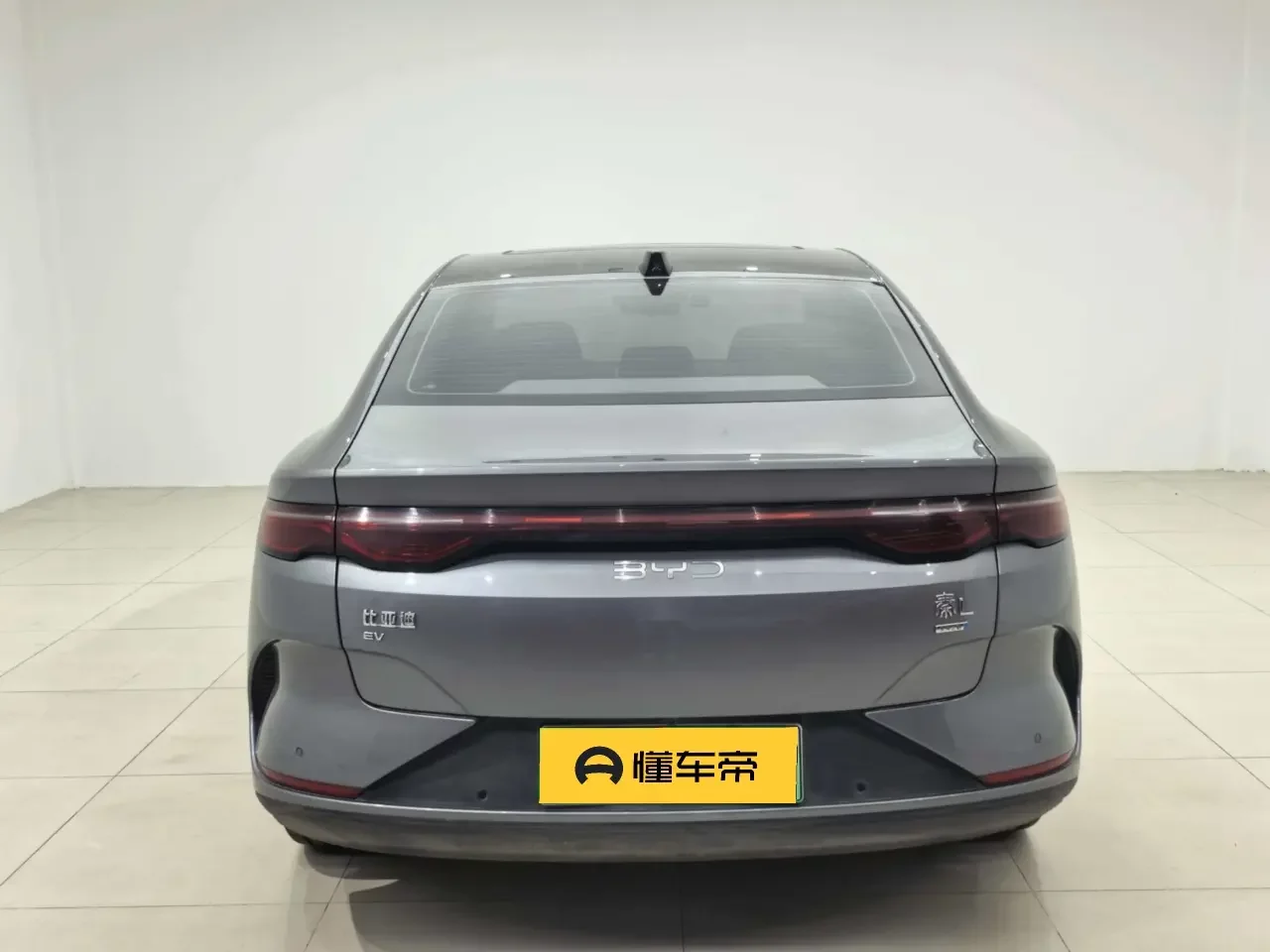 BYD Qin L EV