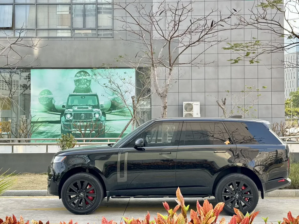 Land Rover range rover