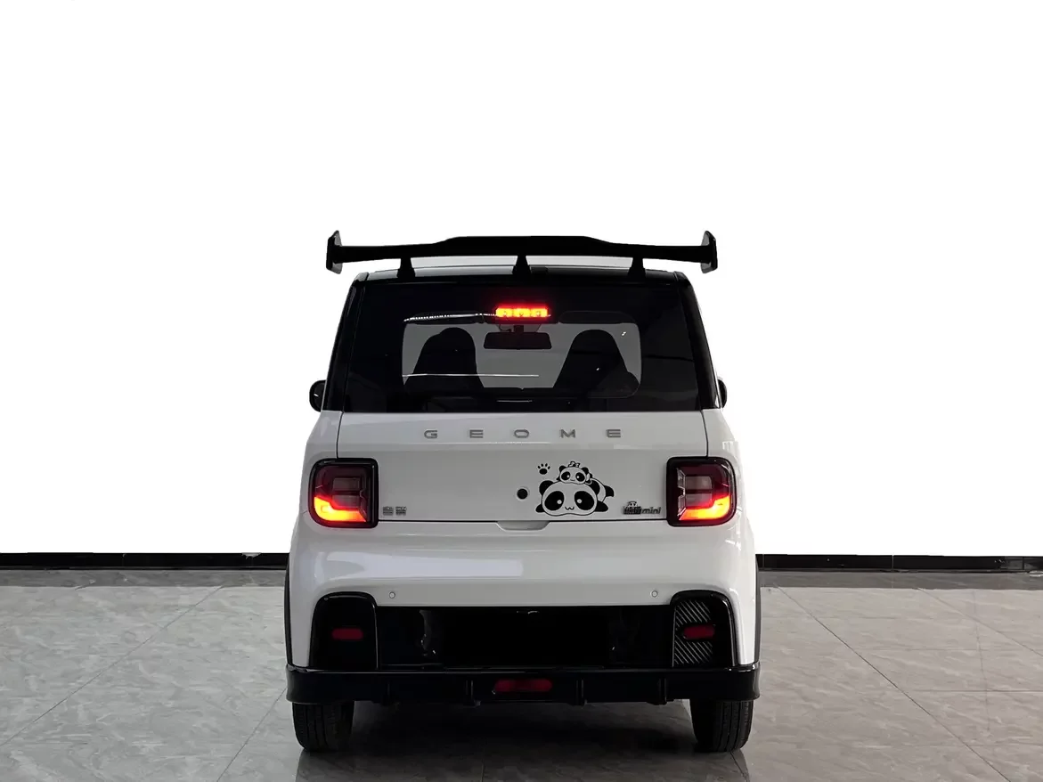 Geely panda
