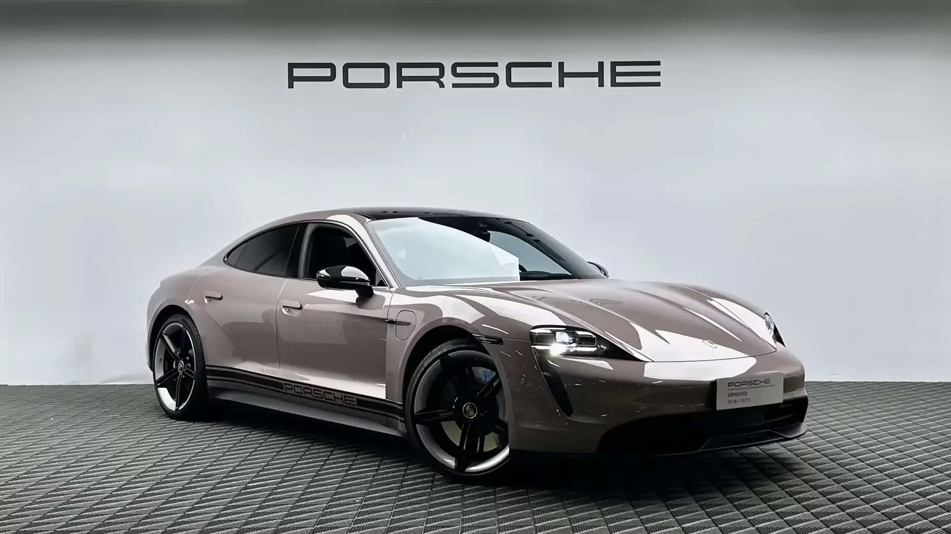 Porsche Taycan