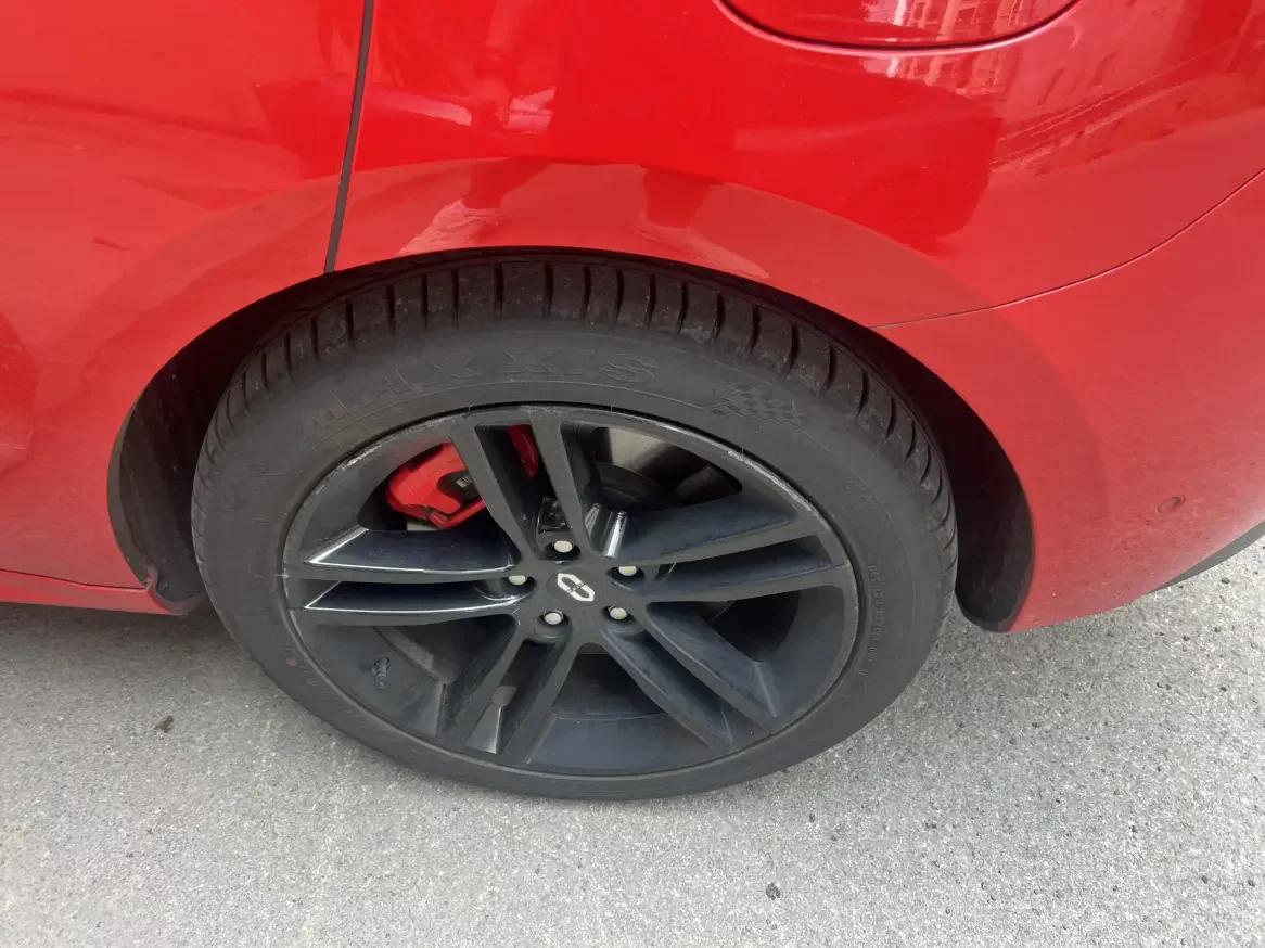 AITO M5