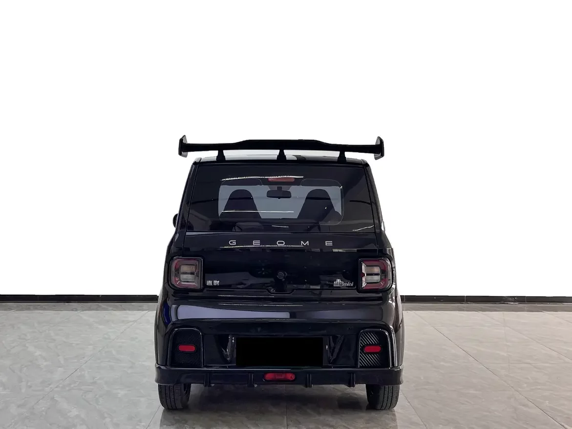 Geely panda