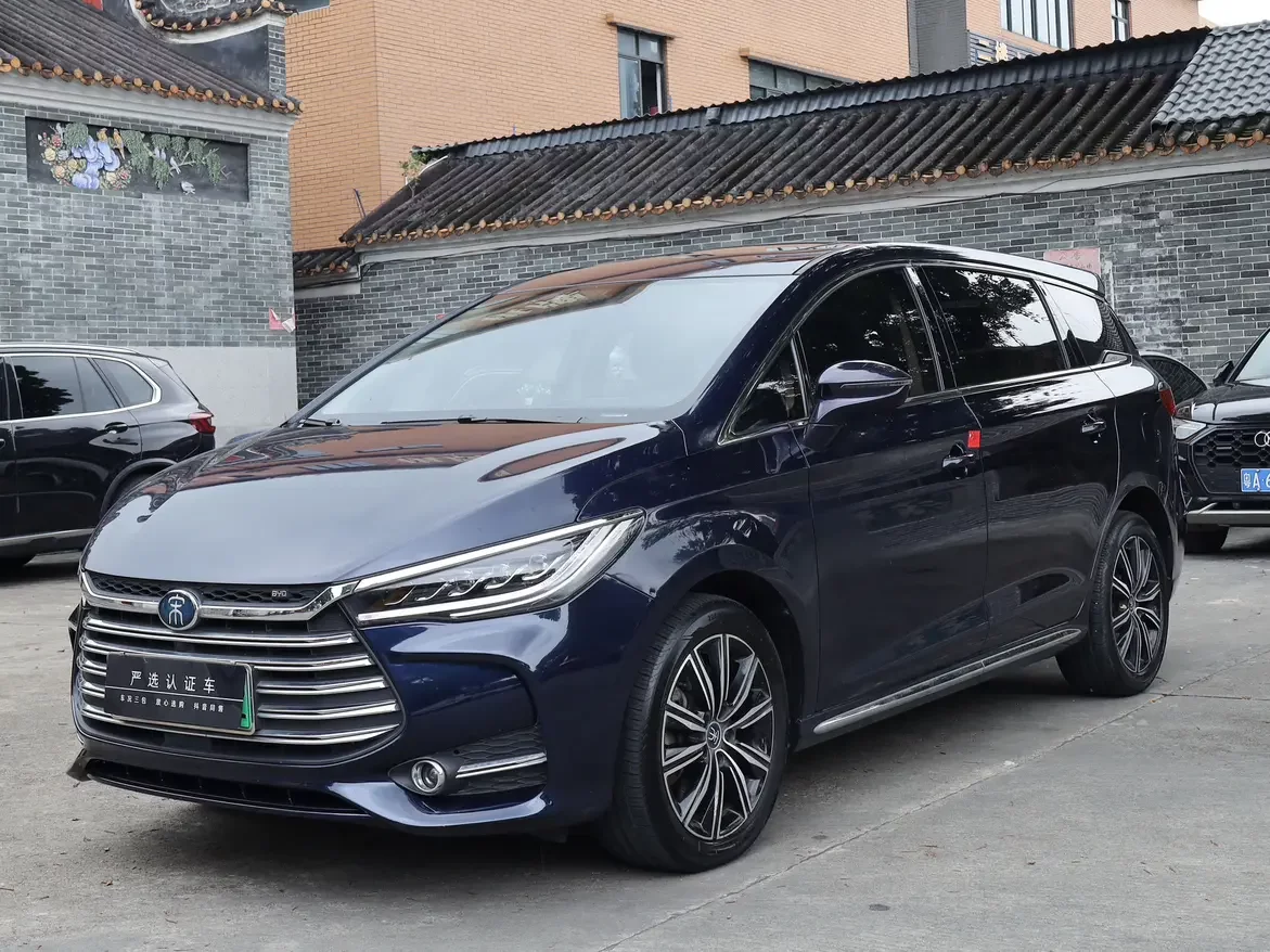 BYD Song MAX DM
