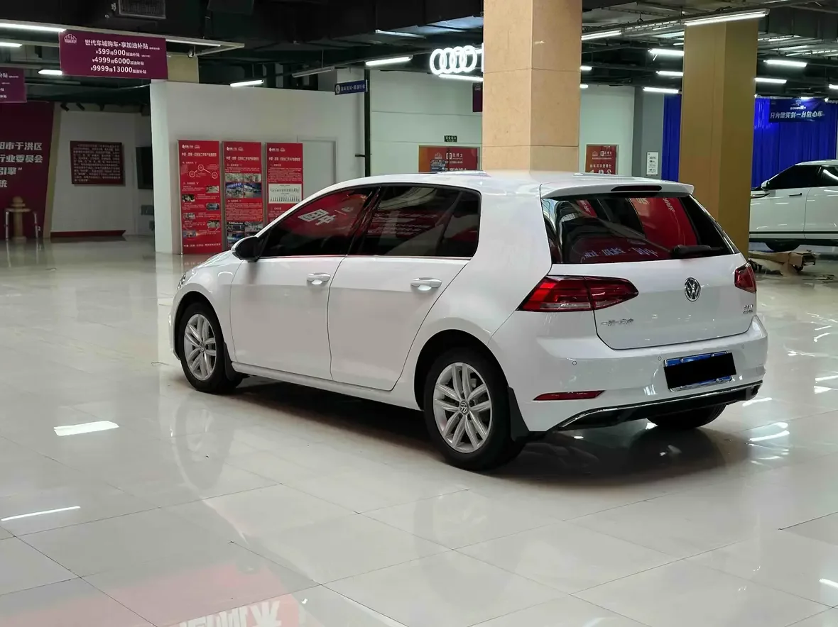 Volkswagen golf
