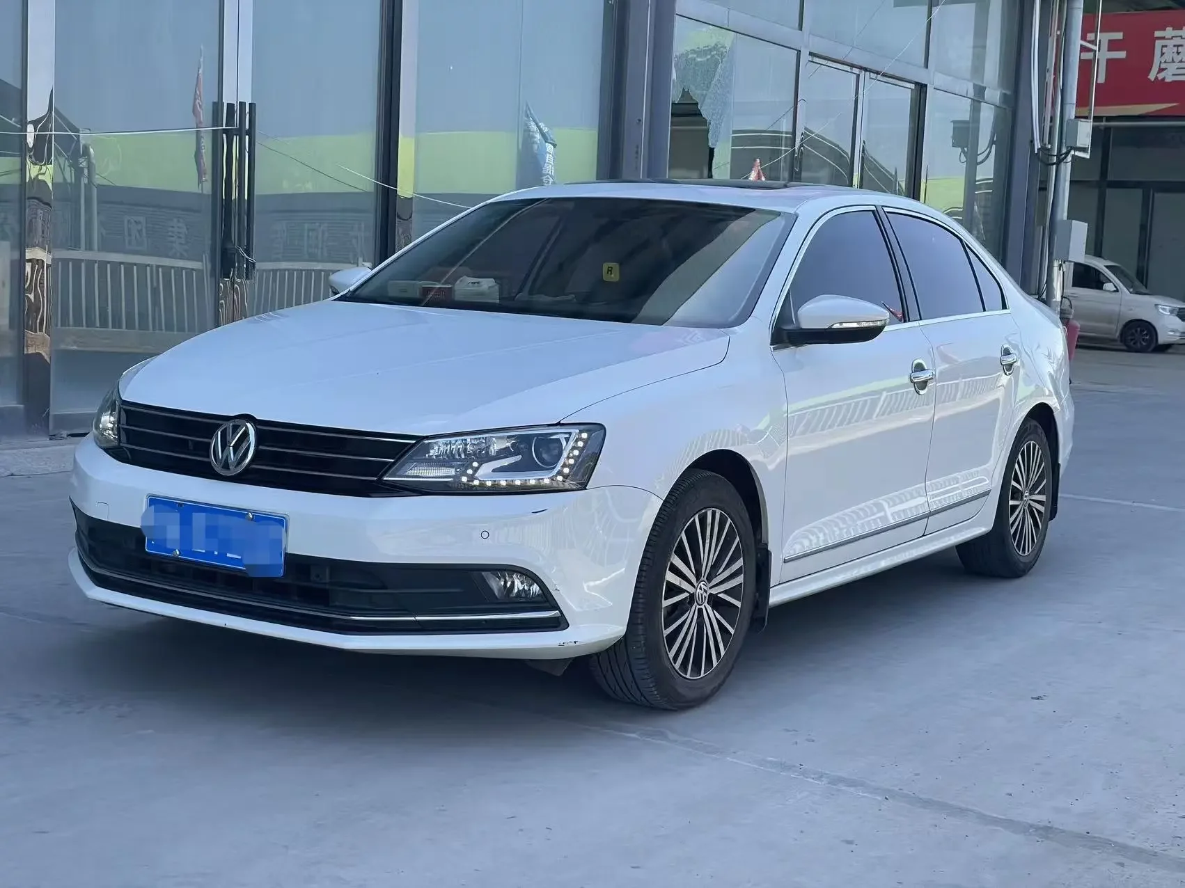 Volkswagen Sagitar