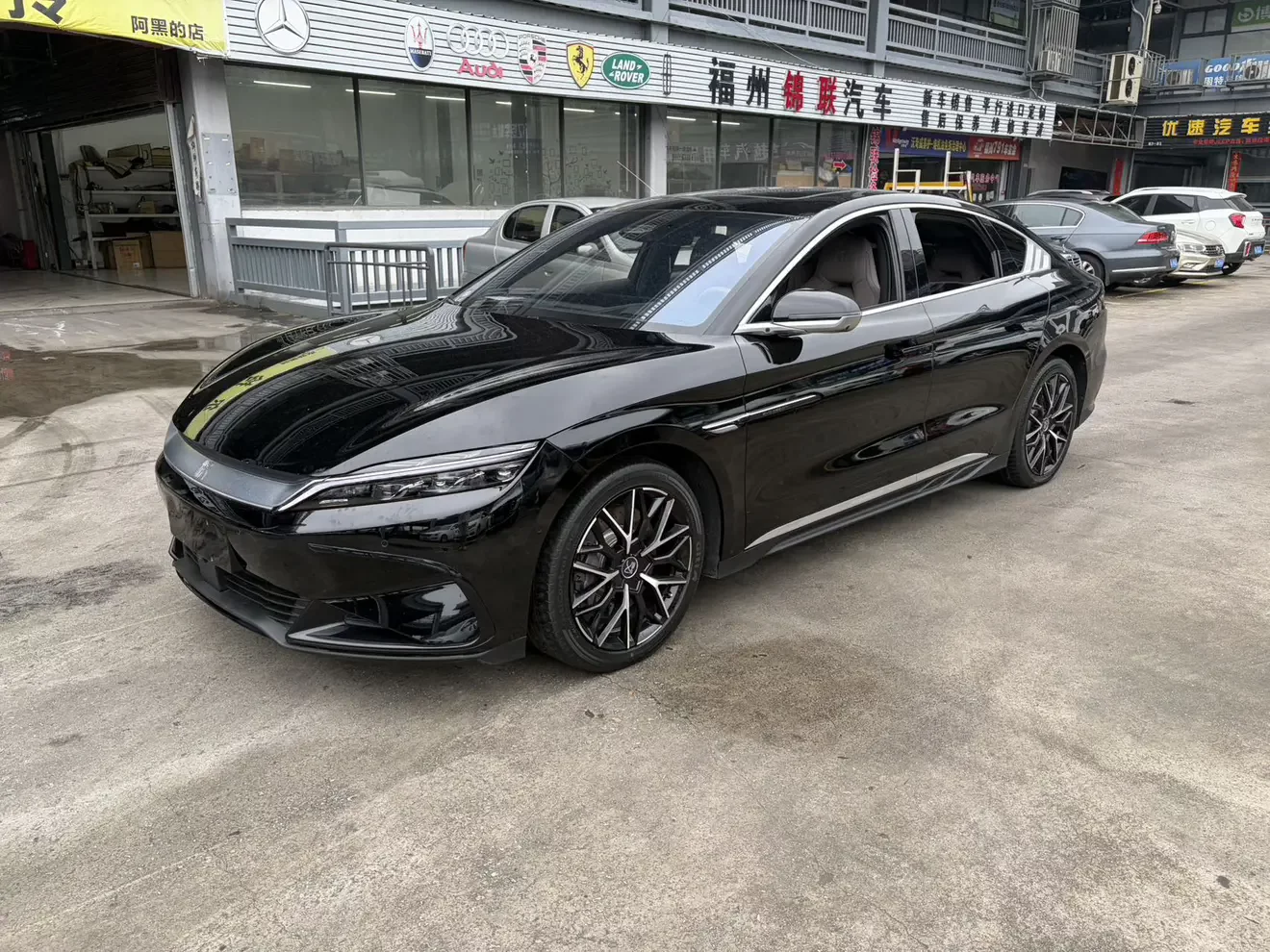 BYD Han EV