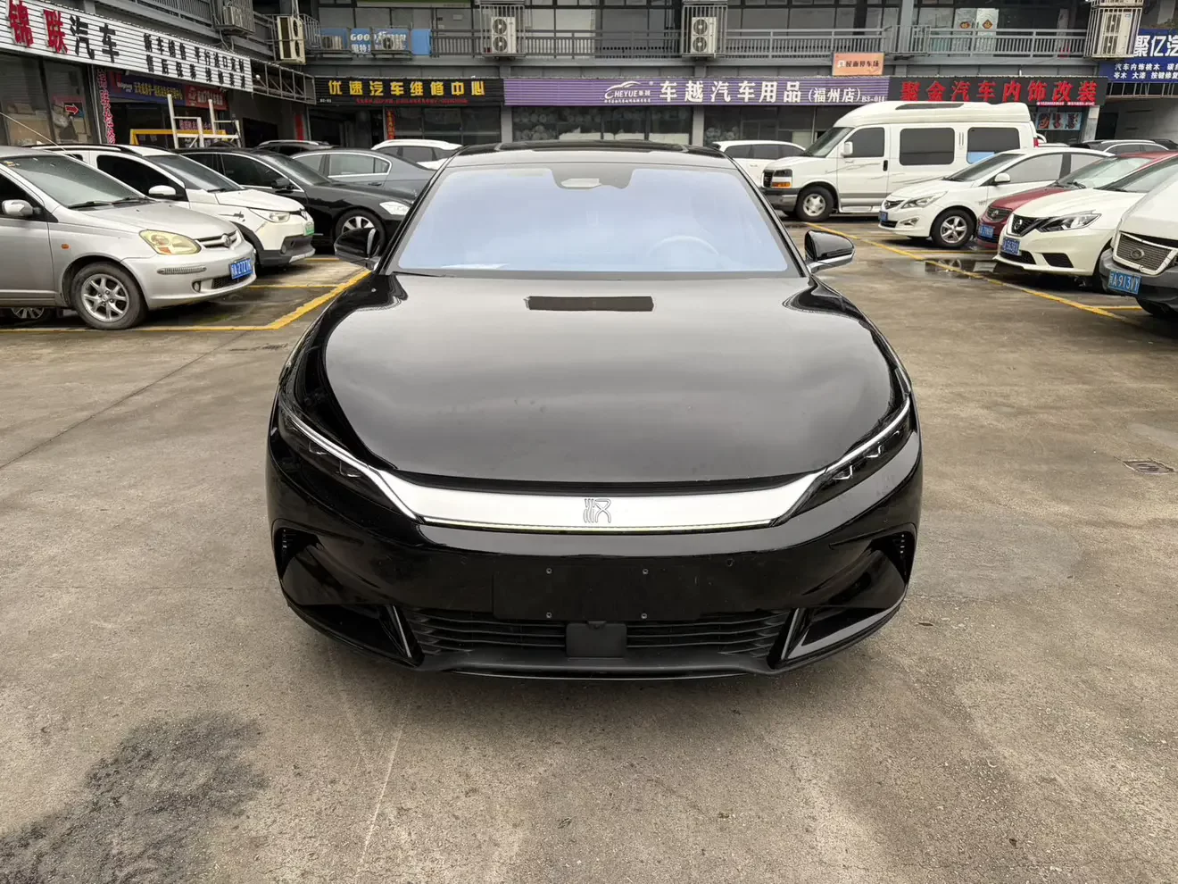 BYD Han EV