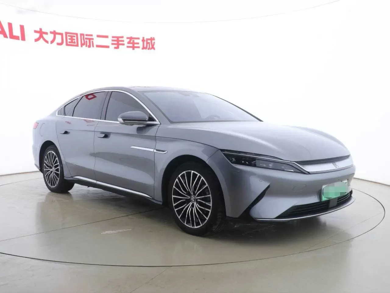 BYD Han EV