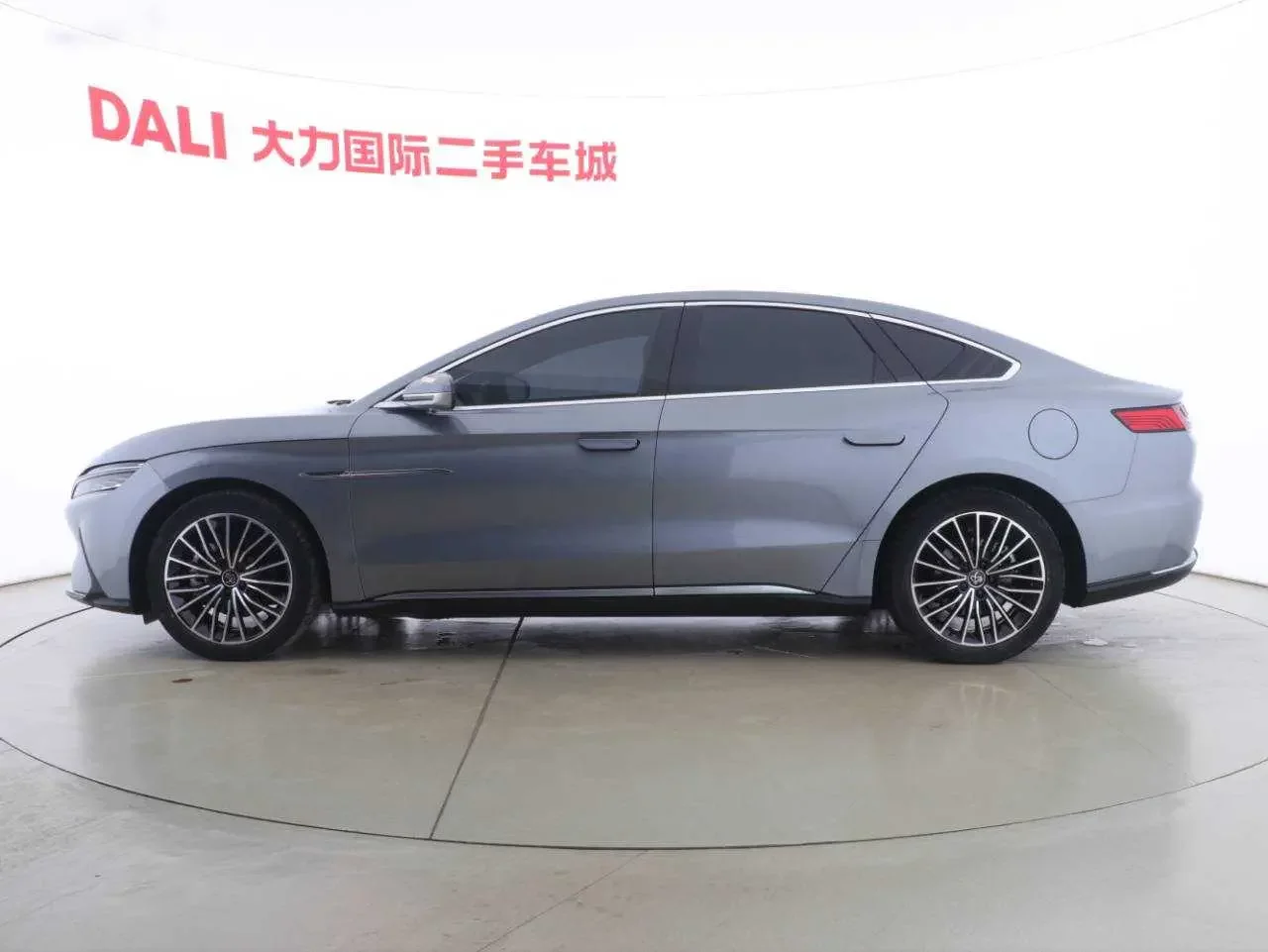 BYD Han EV