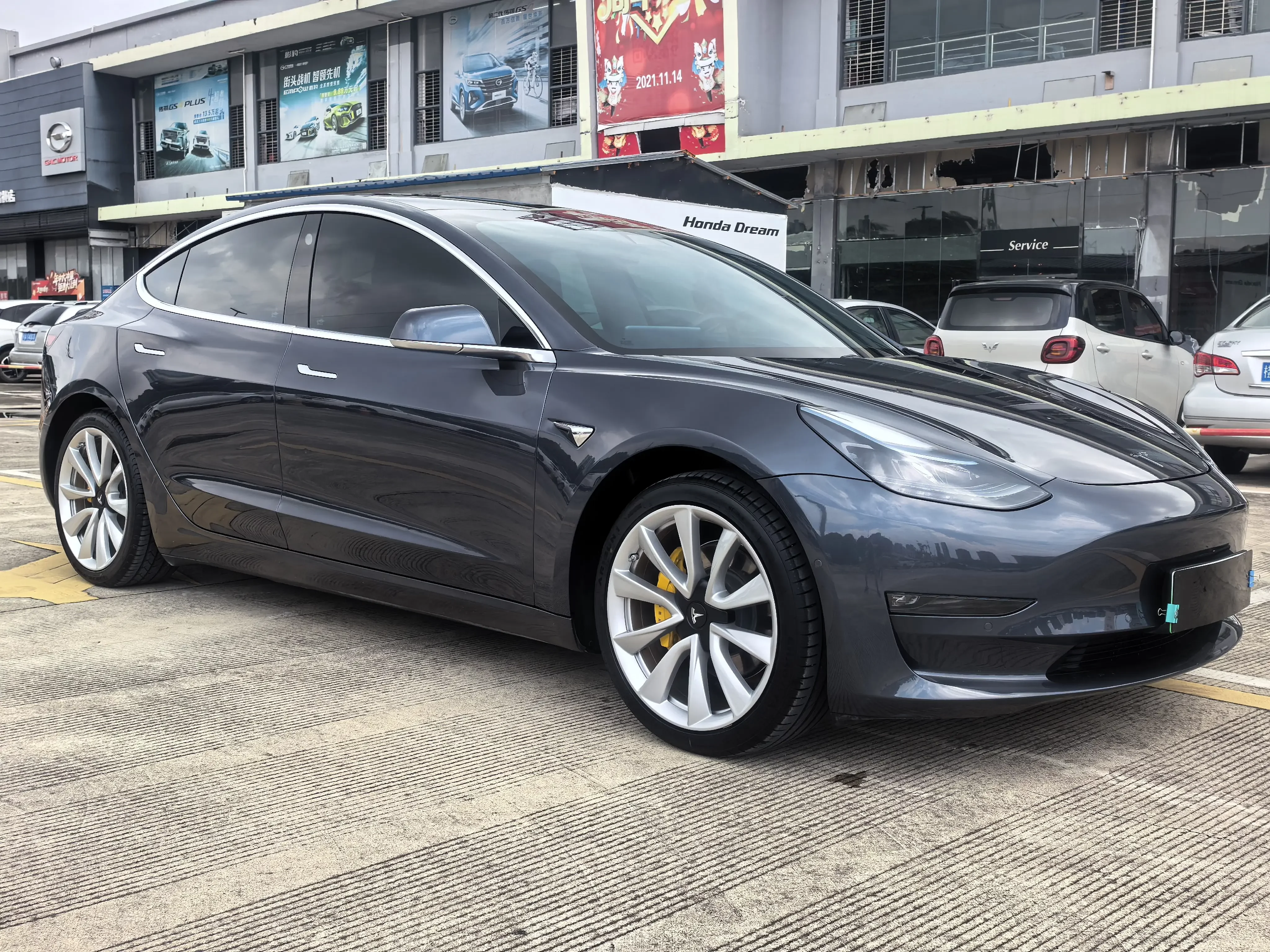 Tesla Model 3