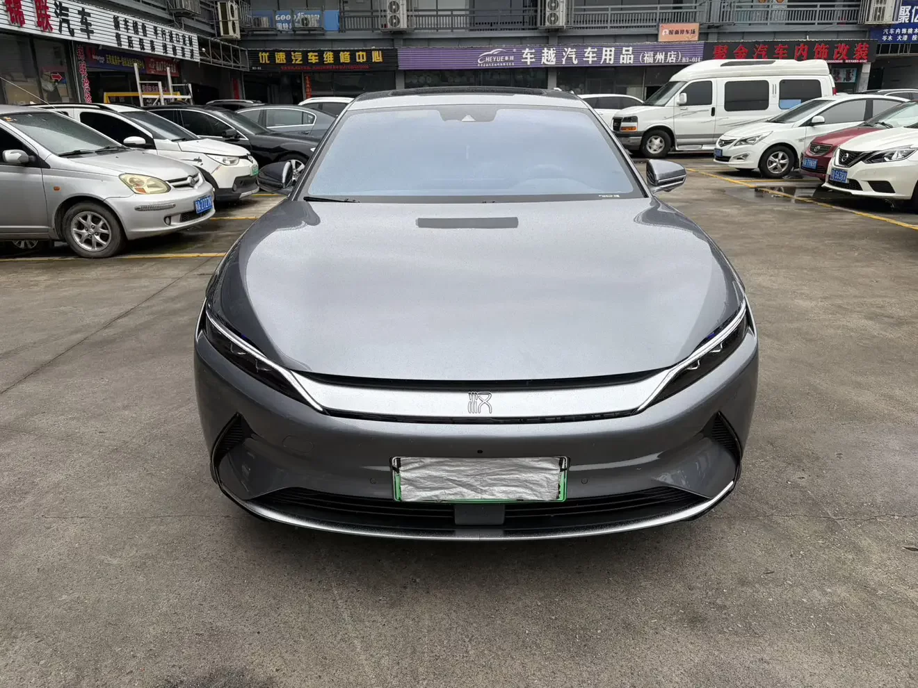 BYD Han EV